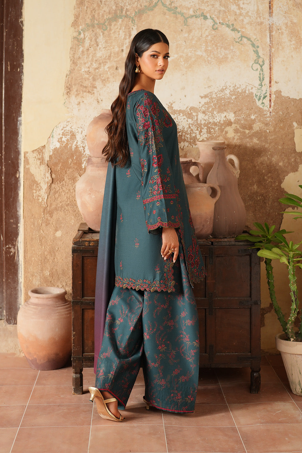 Iznik - Ipf-01 Embroidered Printed Linen