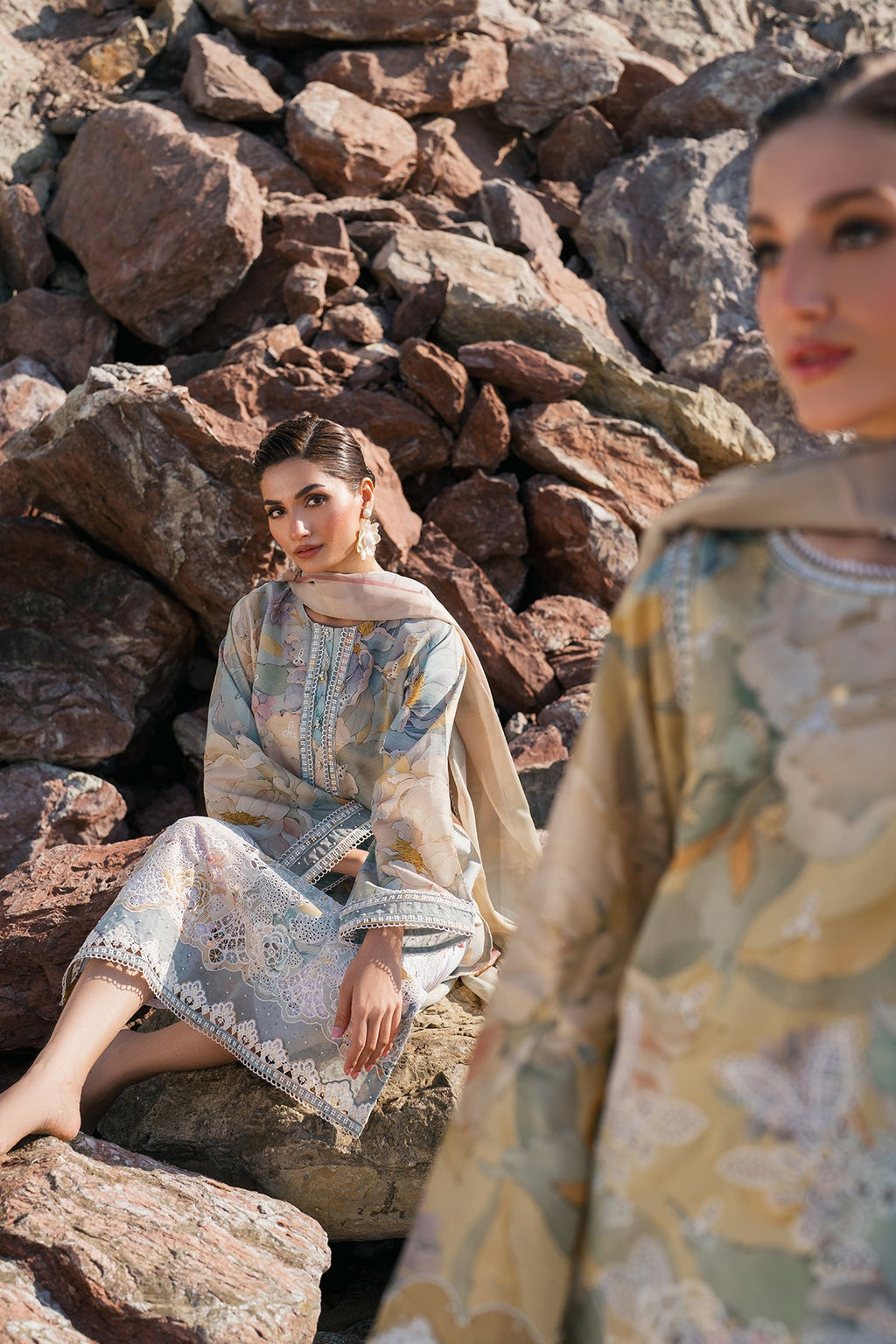 Baroque - Embroidered PRinted Lawn SF-4121