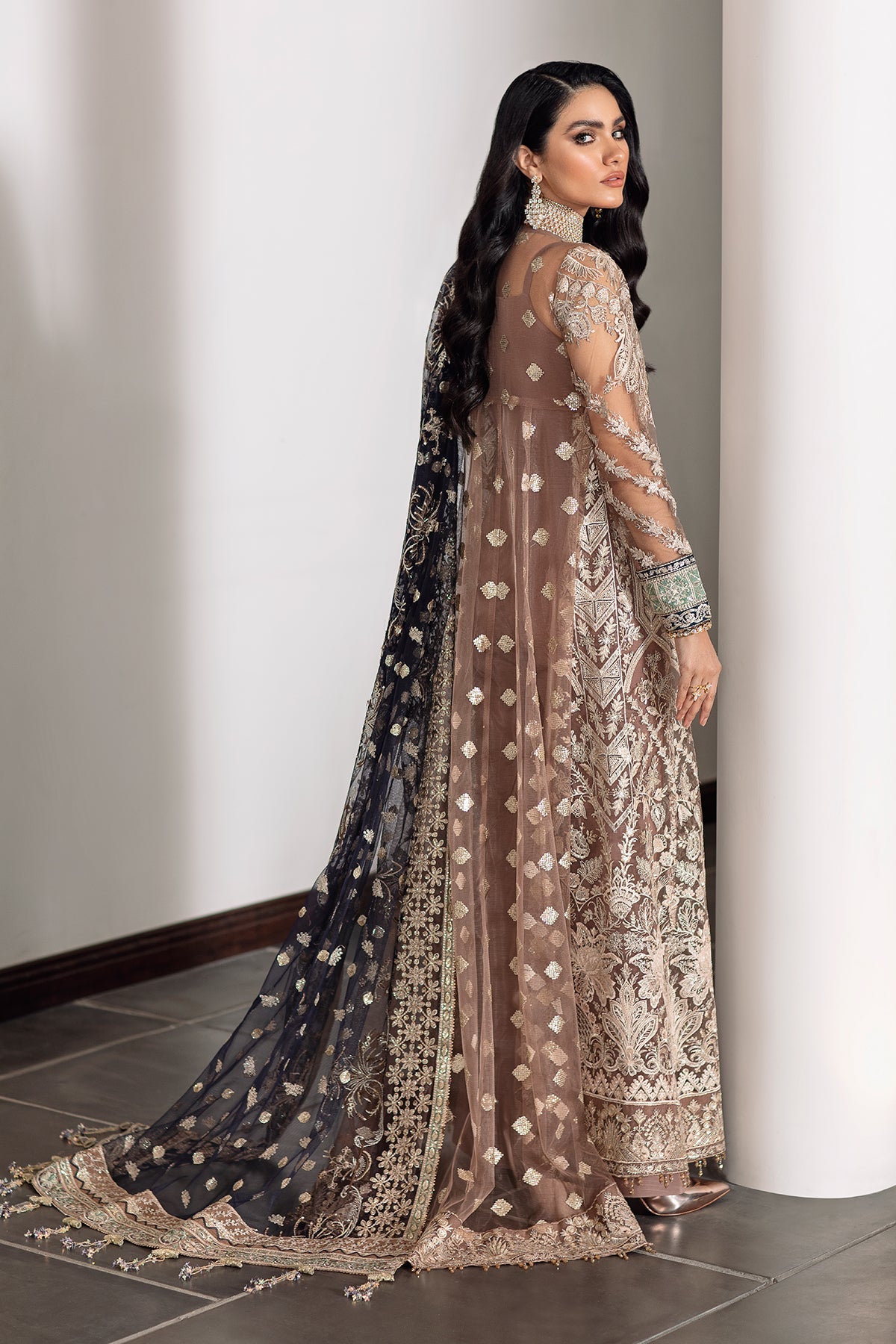 Baroque - Embroidered Net Ch09-07 Stitched