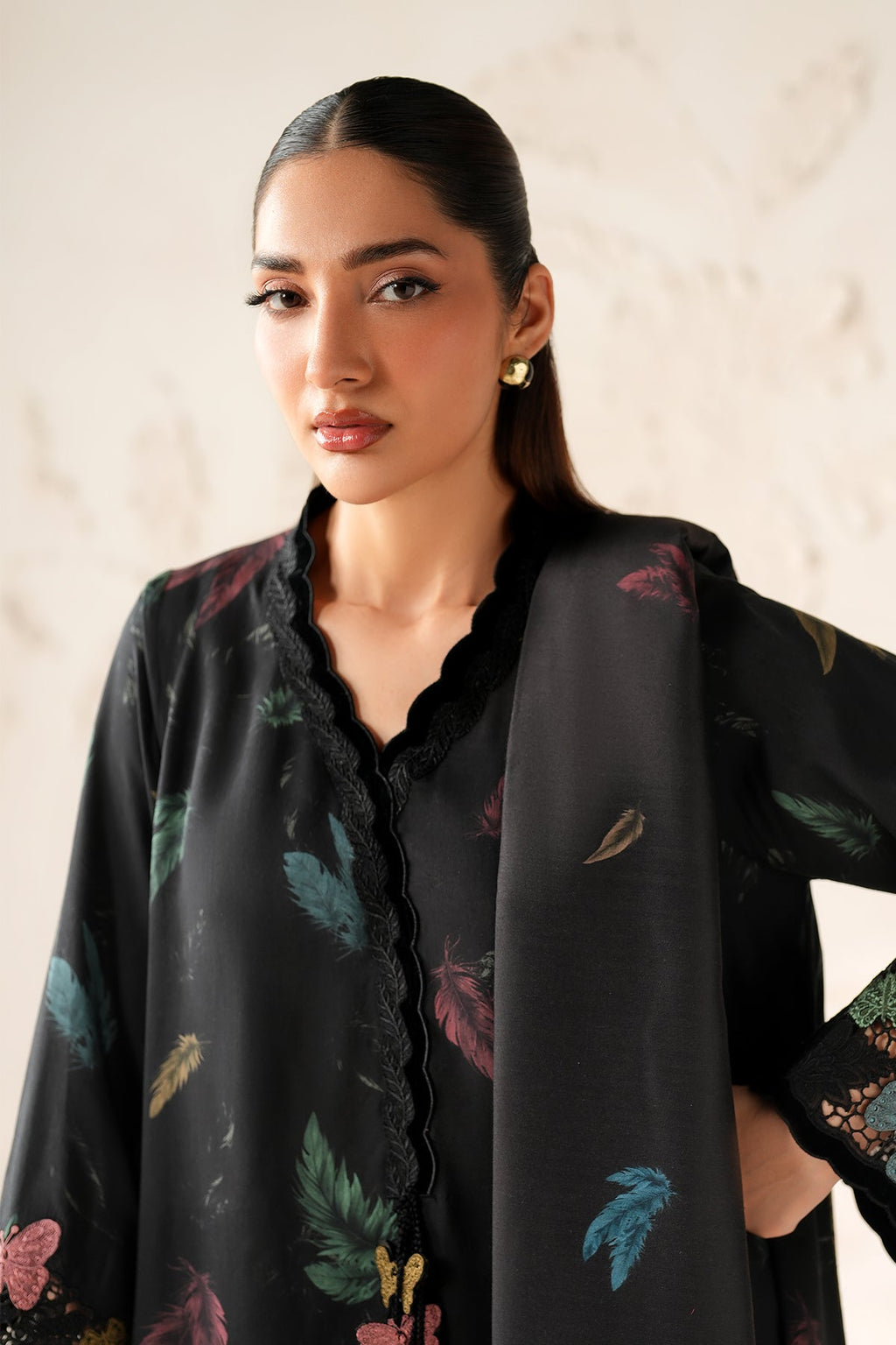 Baroque - Embroidered Viscose Silk UF-4308
