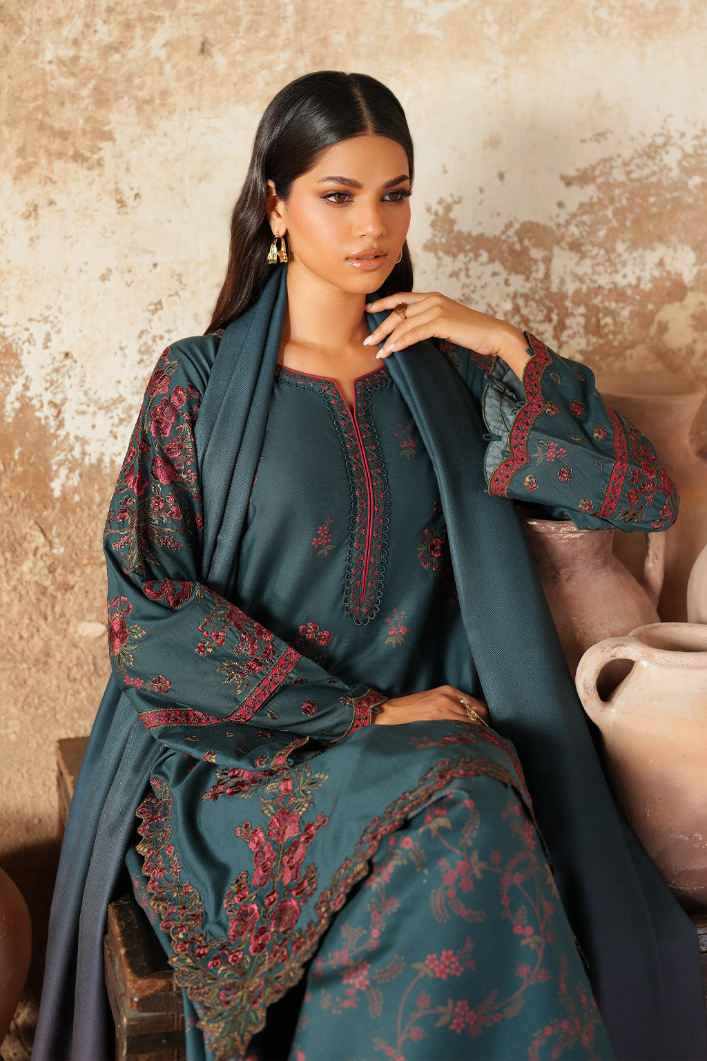 Iznik - Ipf-01 Embroidered Printed Linen