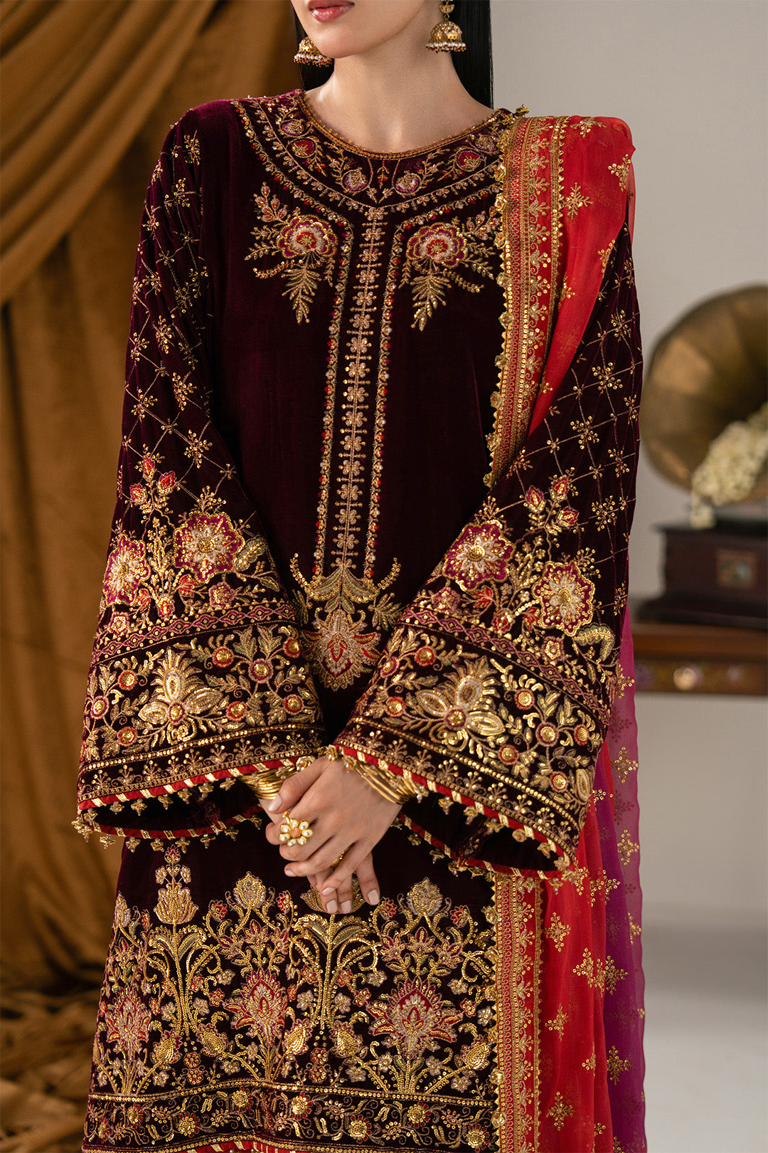Alizeh - Af-Vlt-2280-Chashni