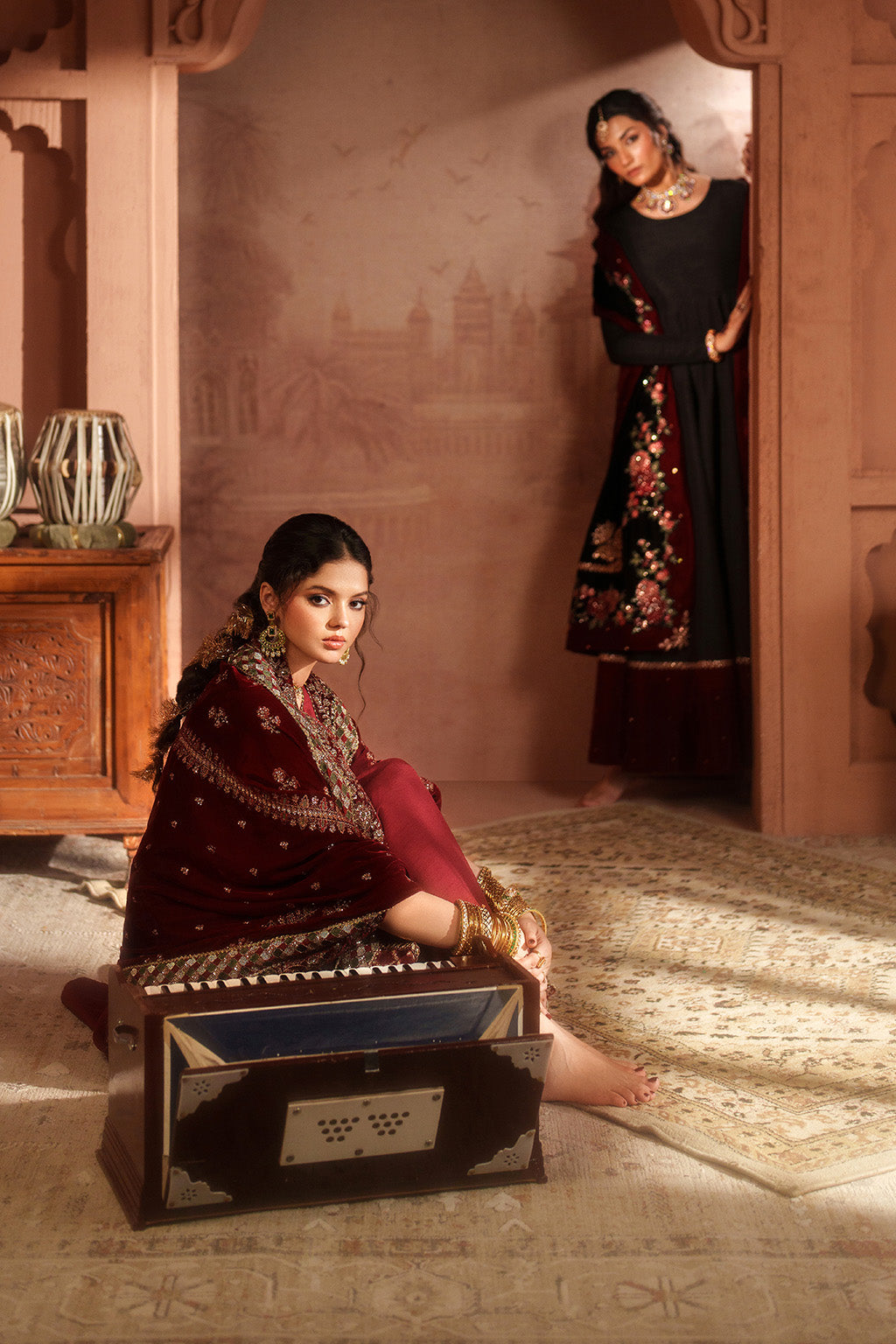 Iznik - Iv-56 Embroidered Velvet
