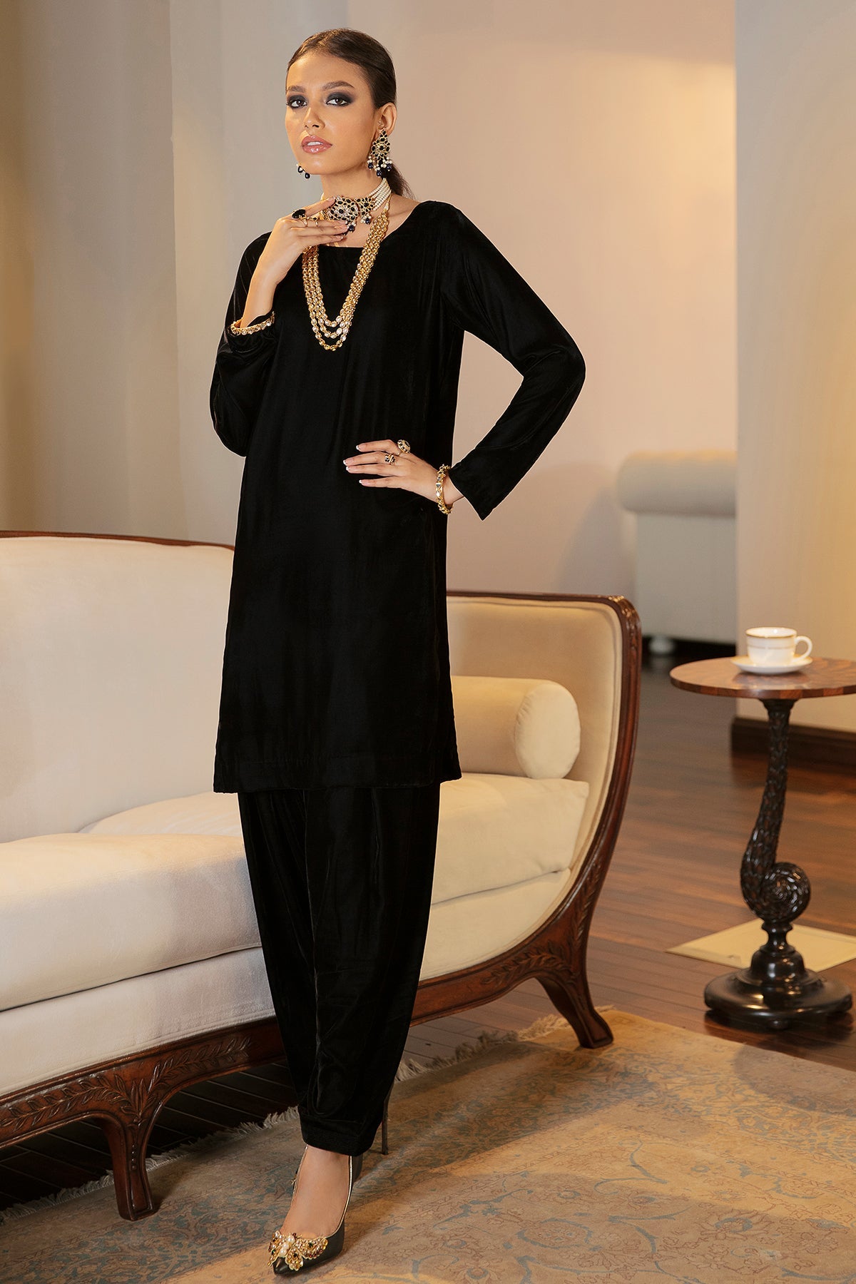 Baroque - Solid Velvet Suit PR-576