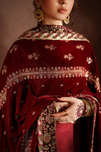 Iznik - Iv-56 Embroidered Velvet