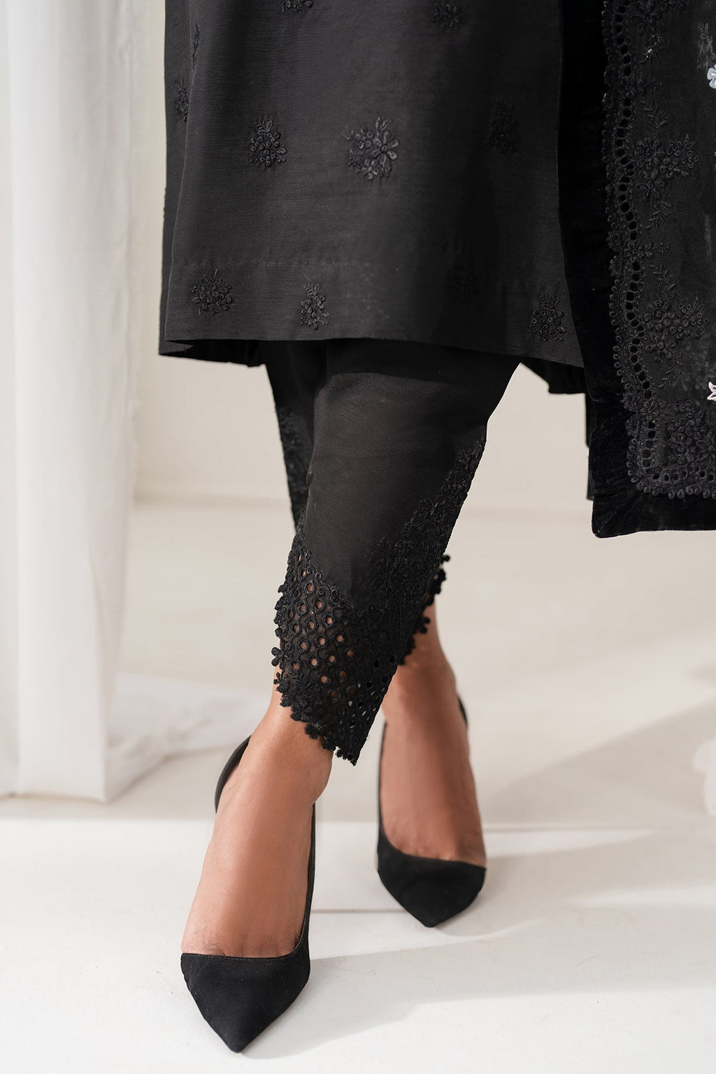 Baroque - Embroidered Raw Silk UF-4137