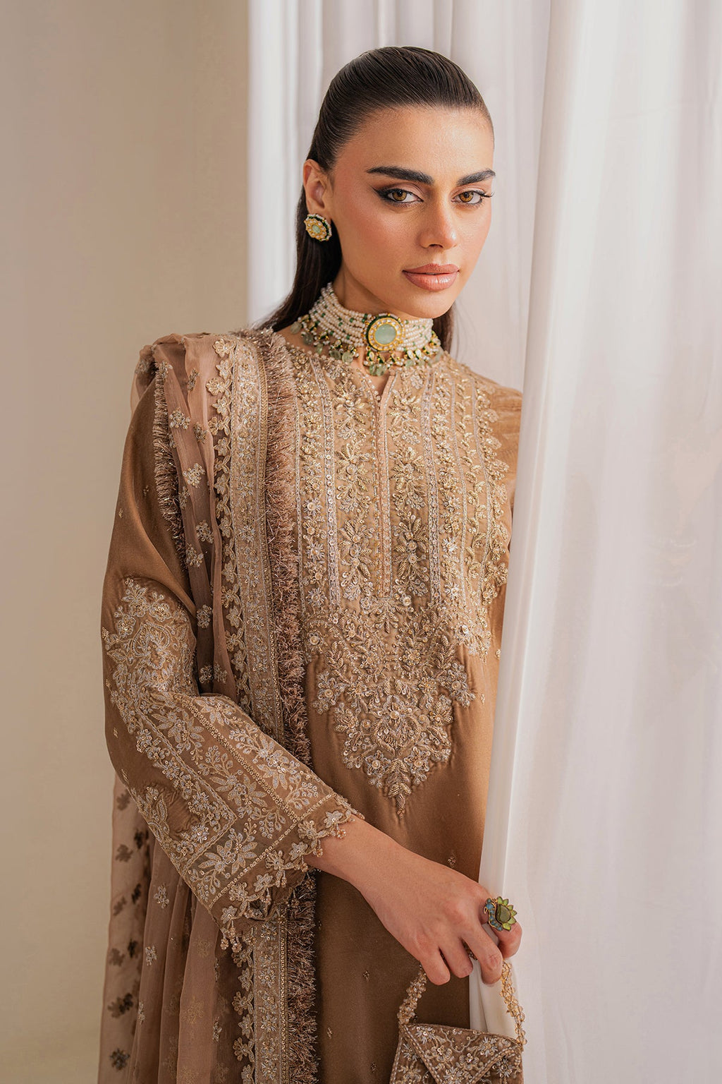 Baroque - Embroidered Velvet UF-754