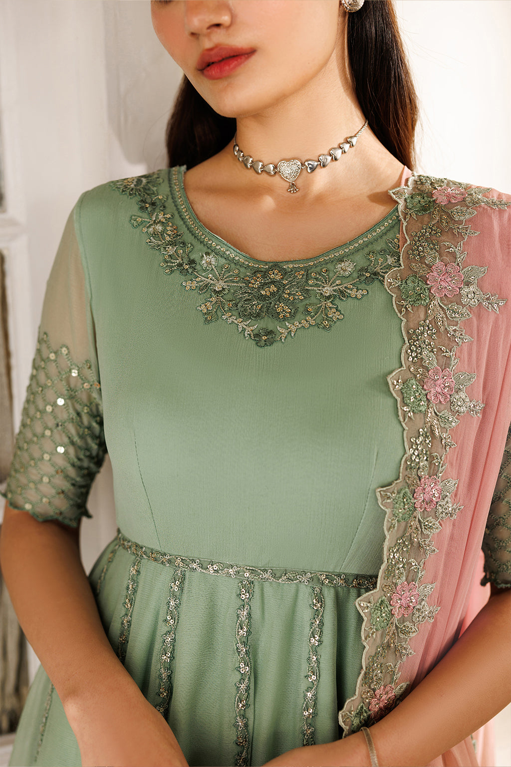 Iznik - Cc-99 Embroidered Chiffon