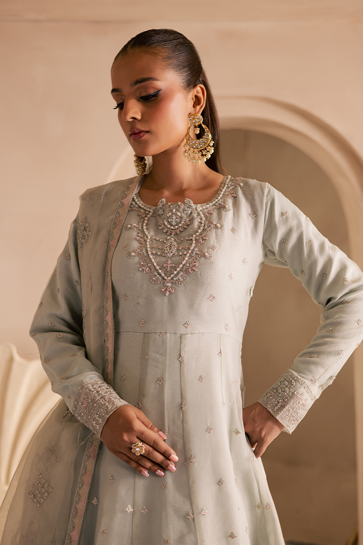 Emaan Adeel - Firoozeh