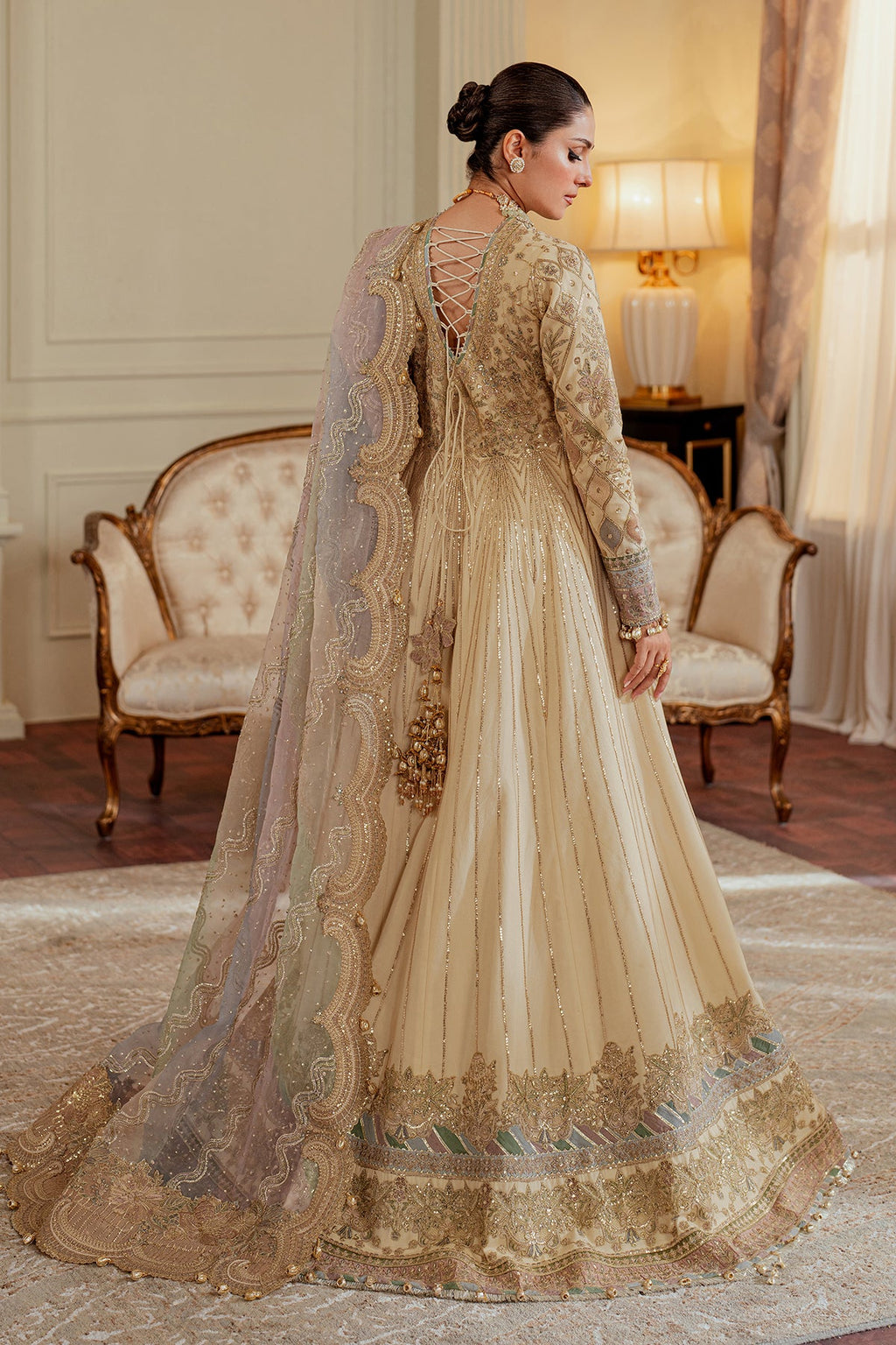 Baroque - Embroidered Net Ch13-06 Stitched
