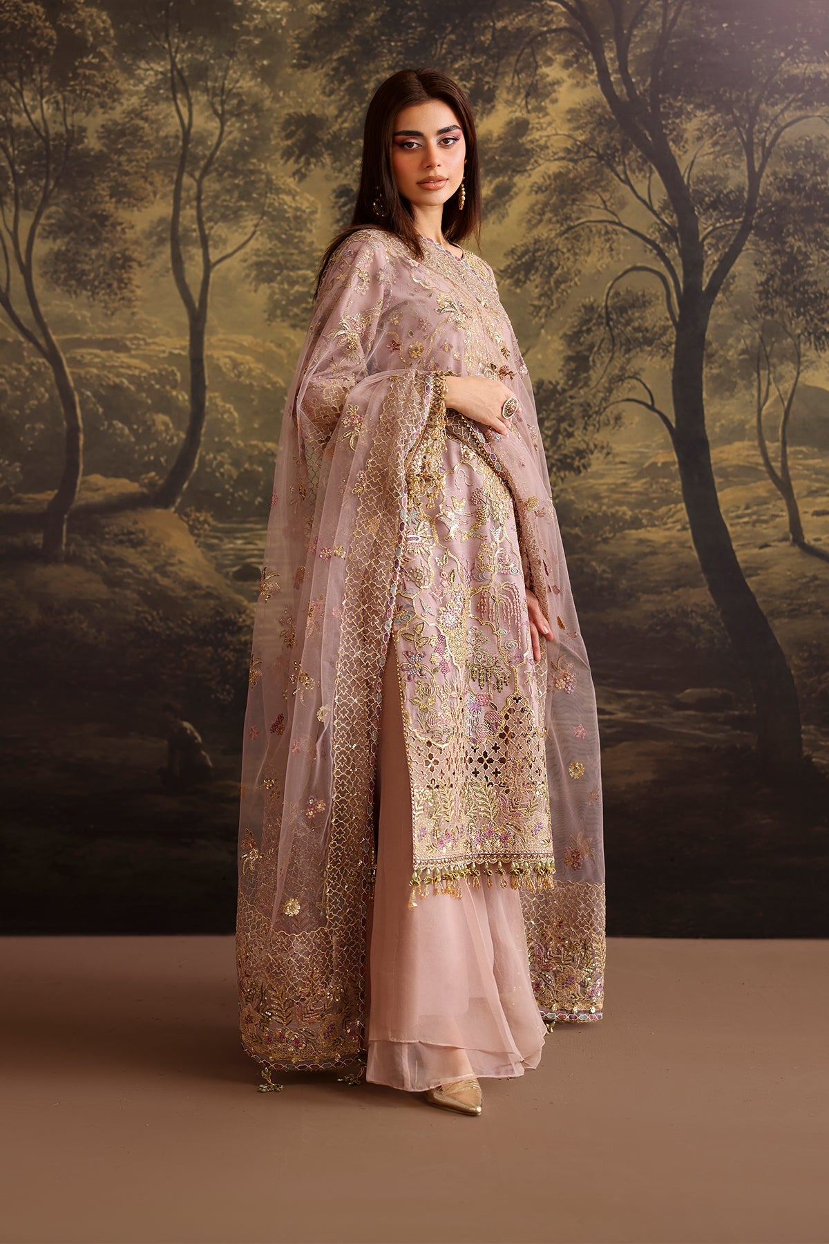 Baroque - Embroidered Net UF-4378