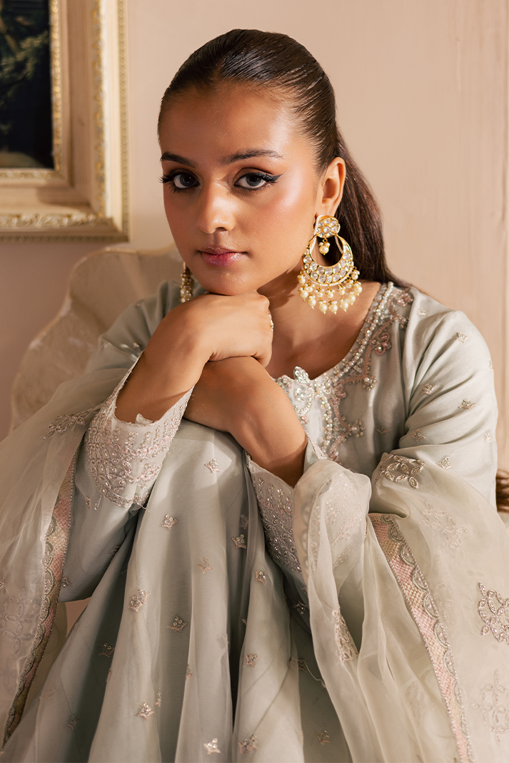 Emaan Adeel - Firoozeh