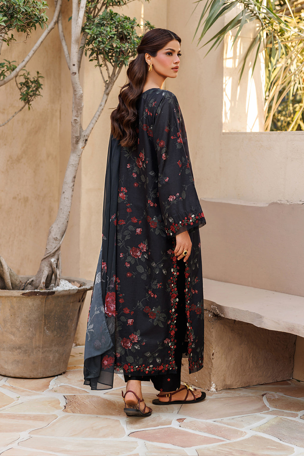 Iznik - Ue-662 Printed Lawn