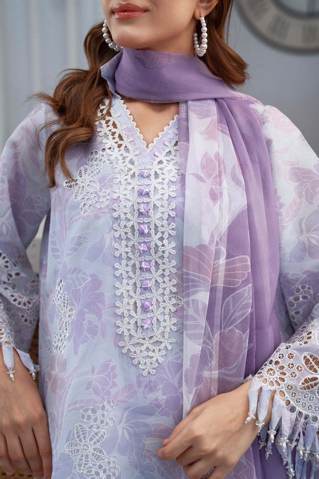Baroque - Embroidered PRinted Lawn UF-4073