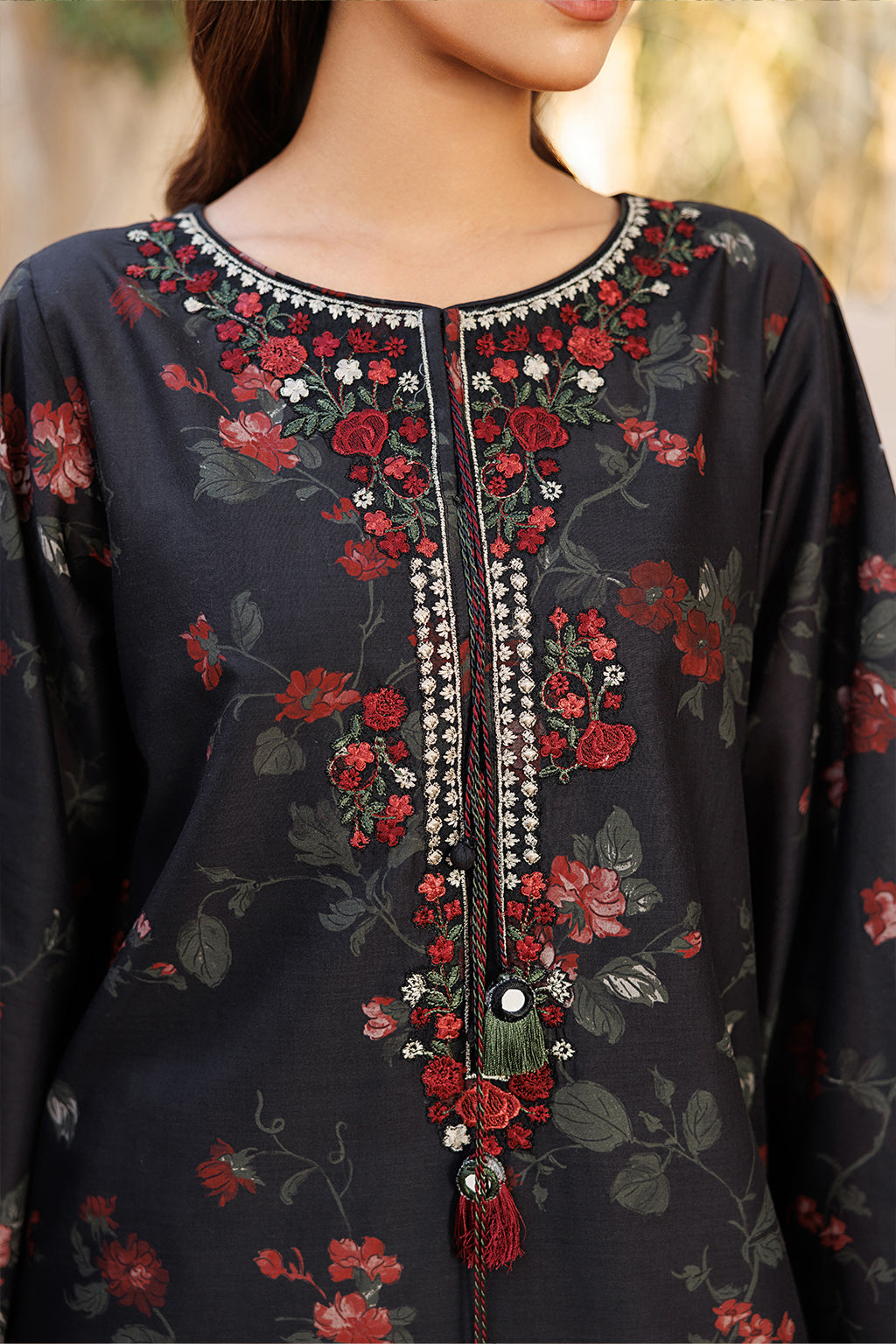 Iznik - Ue-662 Printed Lawn
