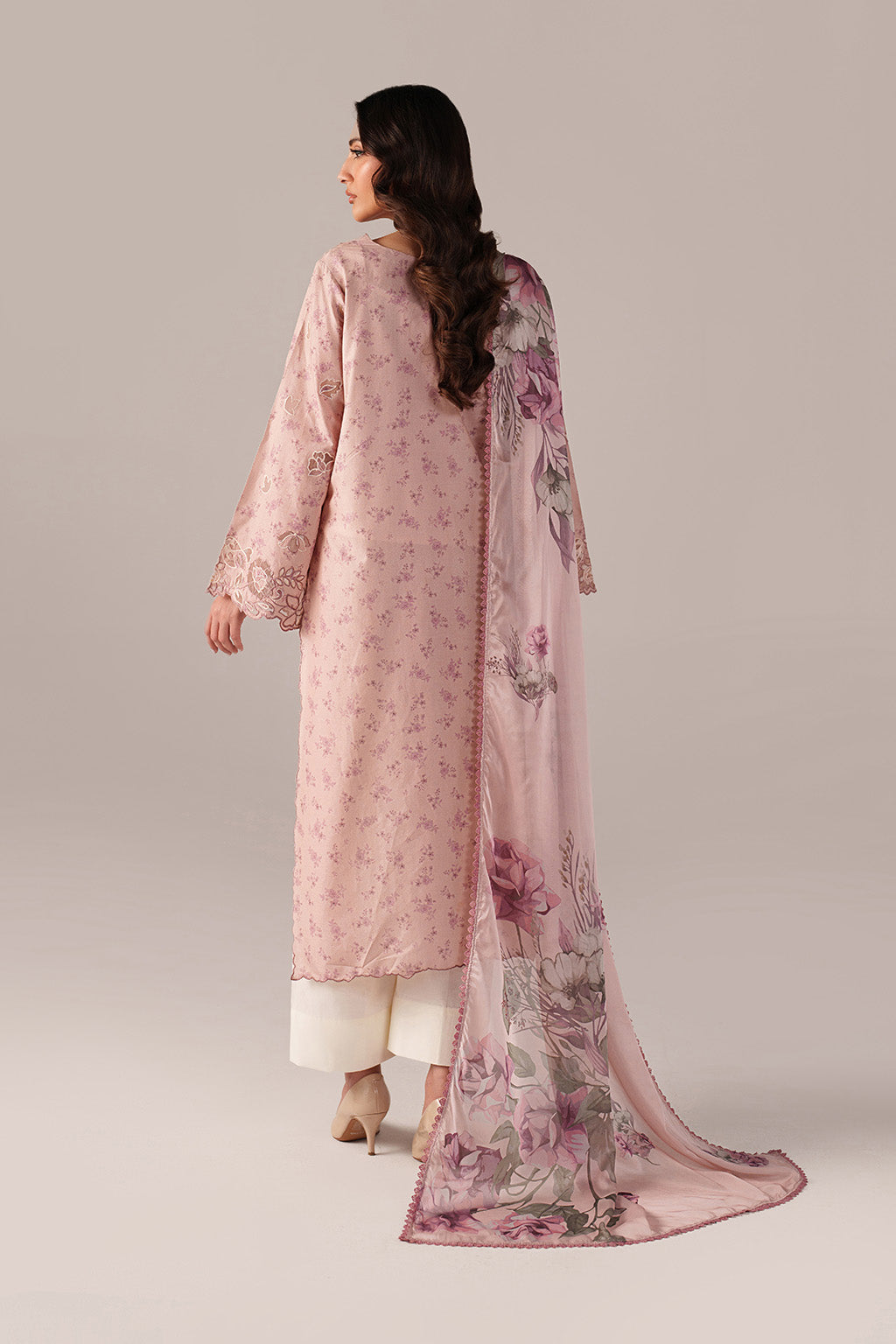 Iznik - Ss-05 Embroidered  Lawn