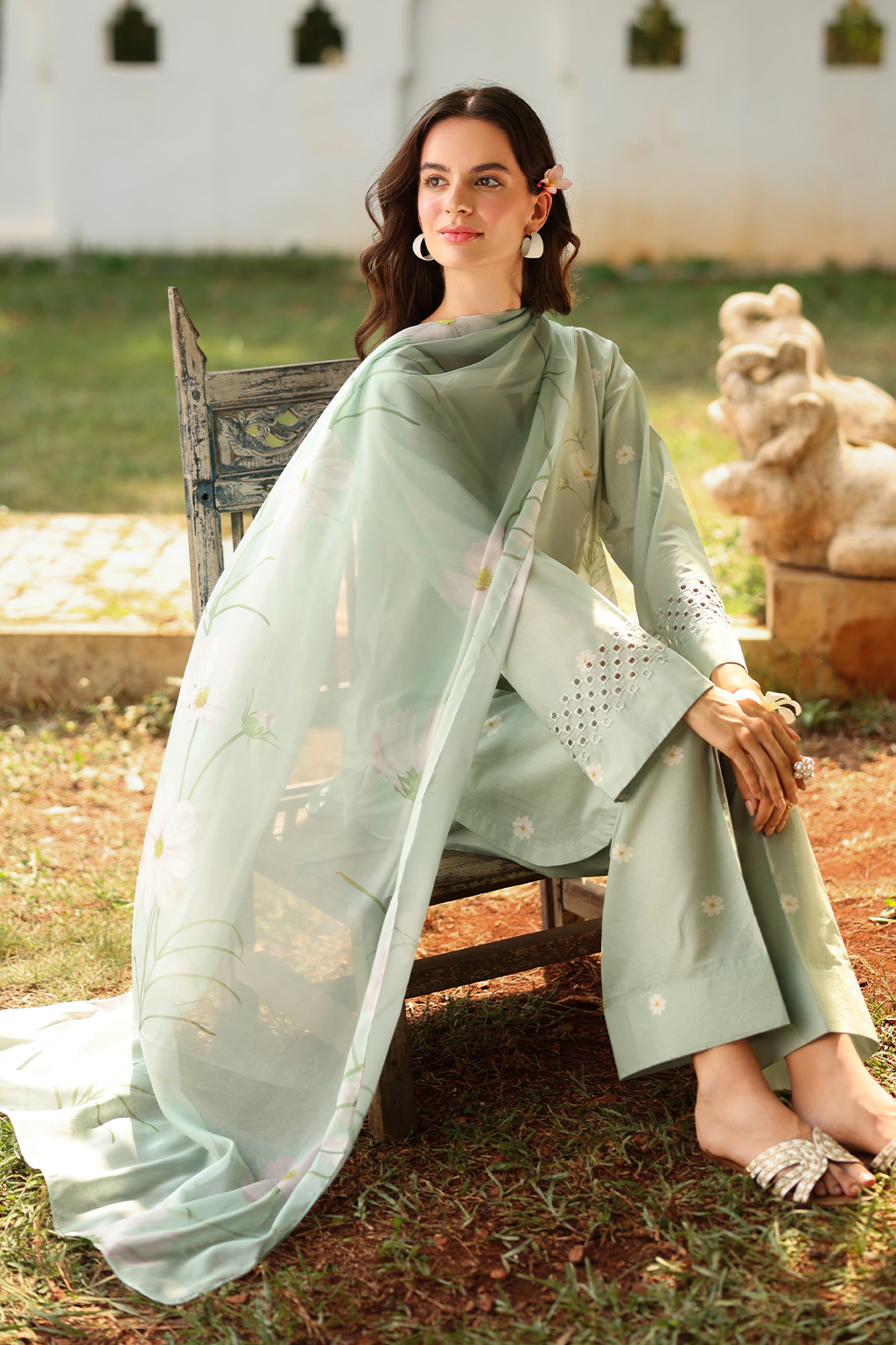 Iznik - Ue-530 Exclusive Lawn