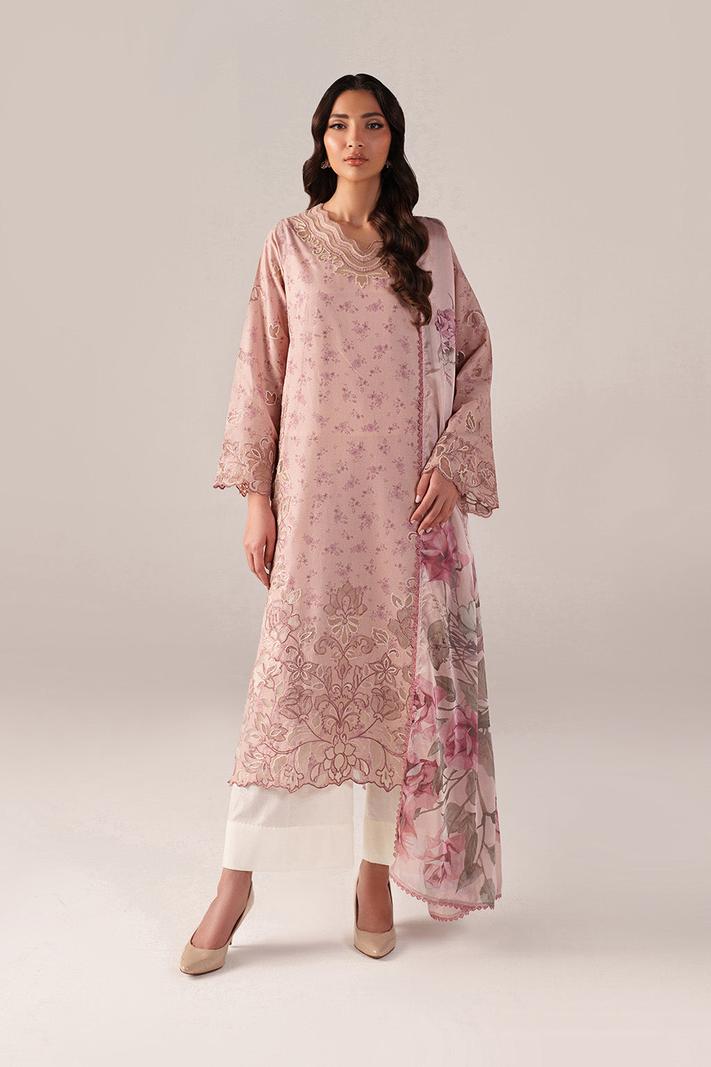 Iznik - Ss-05 Embroidered  Lawn