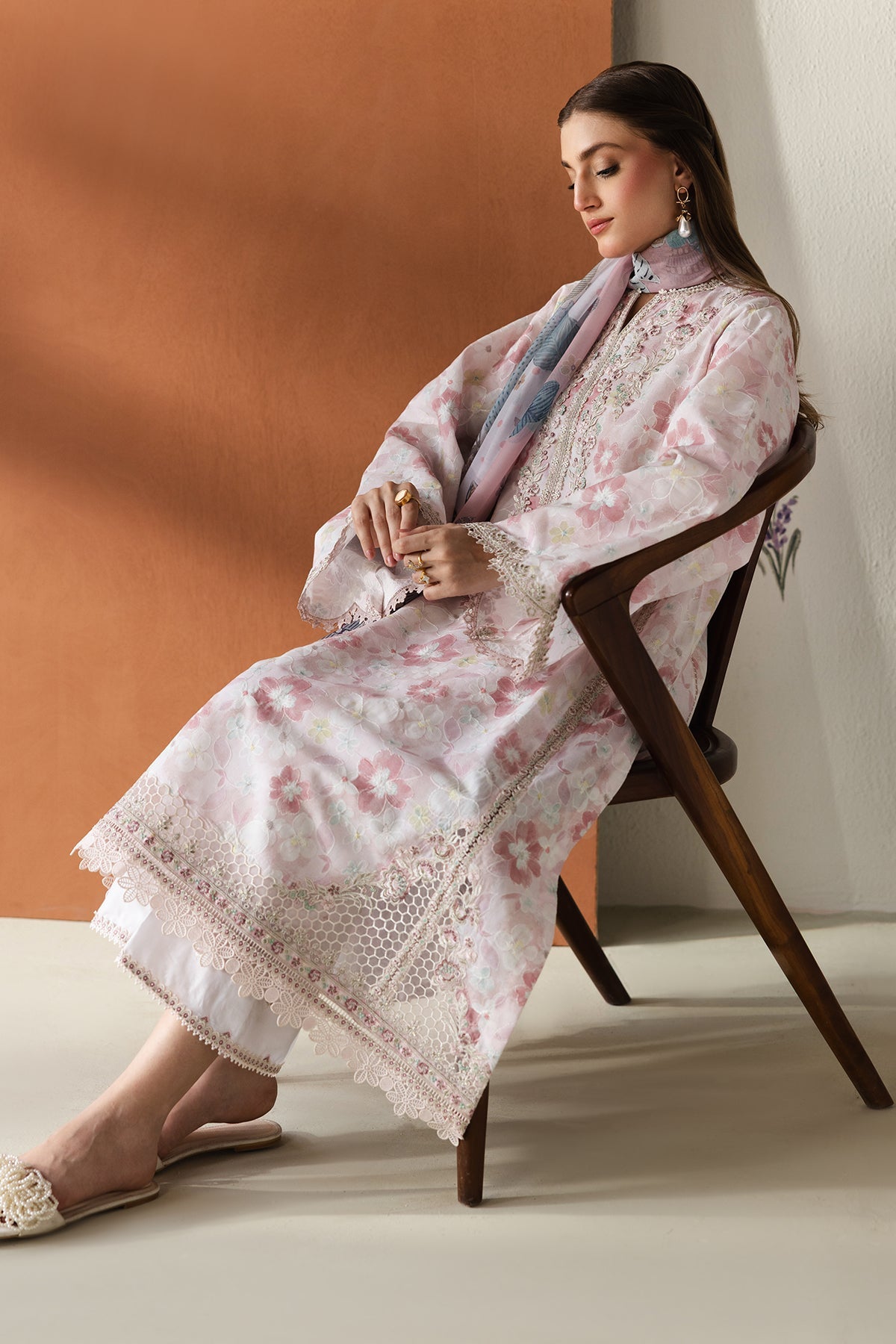 Baroque - Embroidered Lawn UF-4428