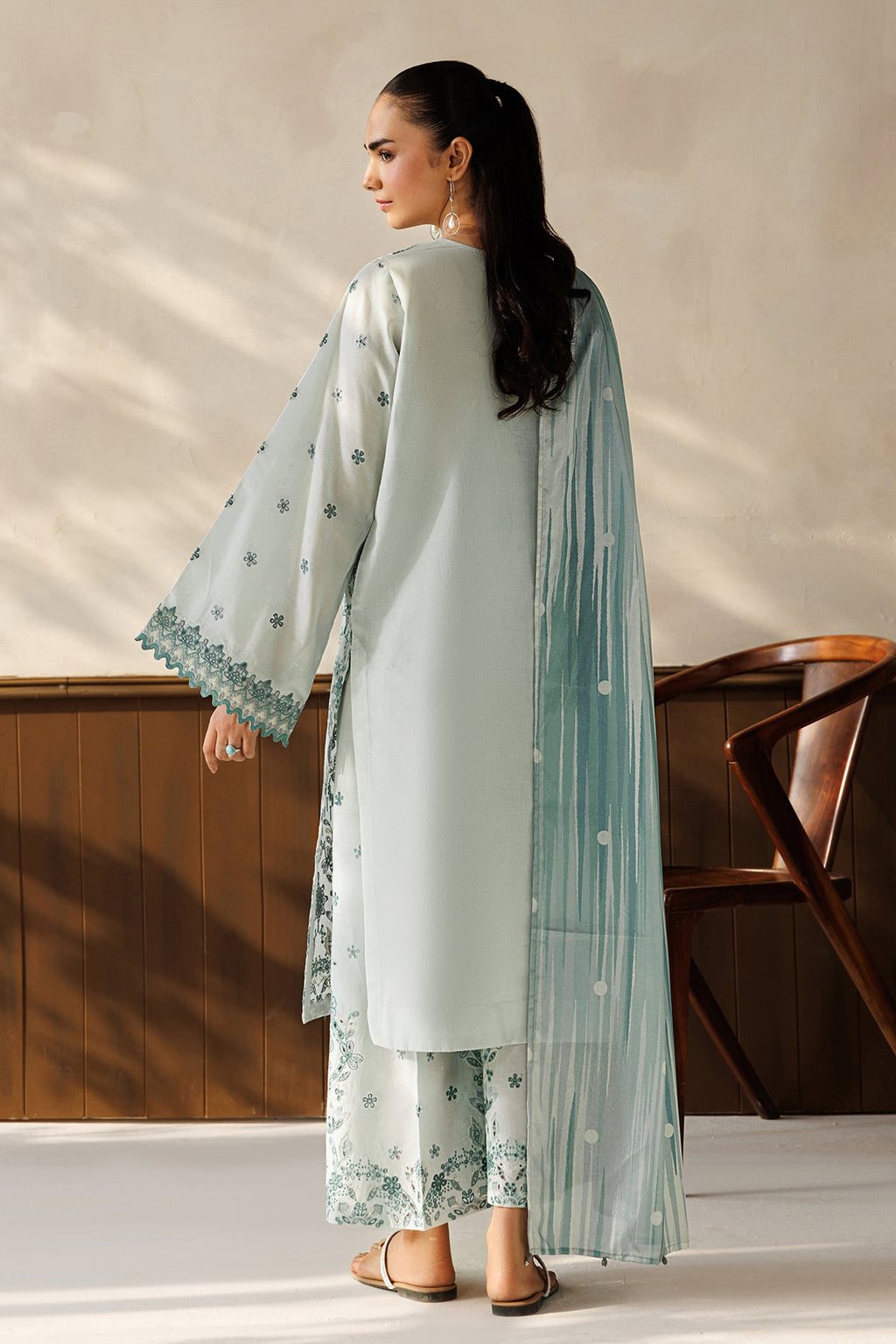 Baroque - Embroidered Lawn UF-4503
