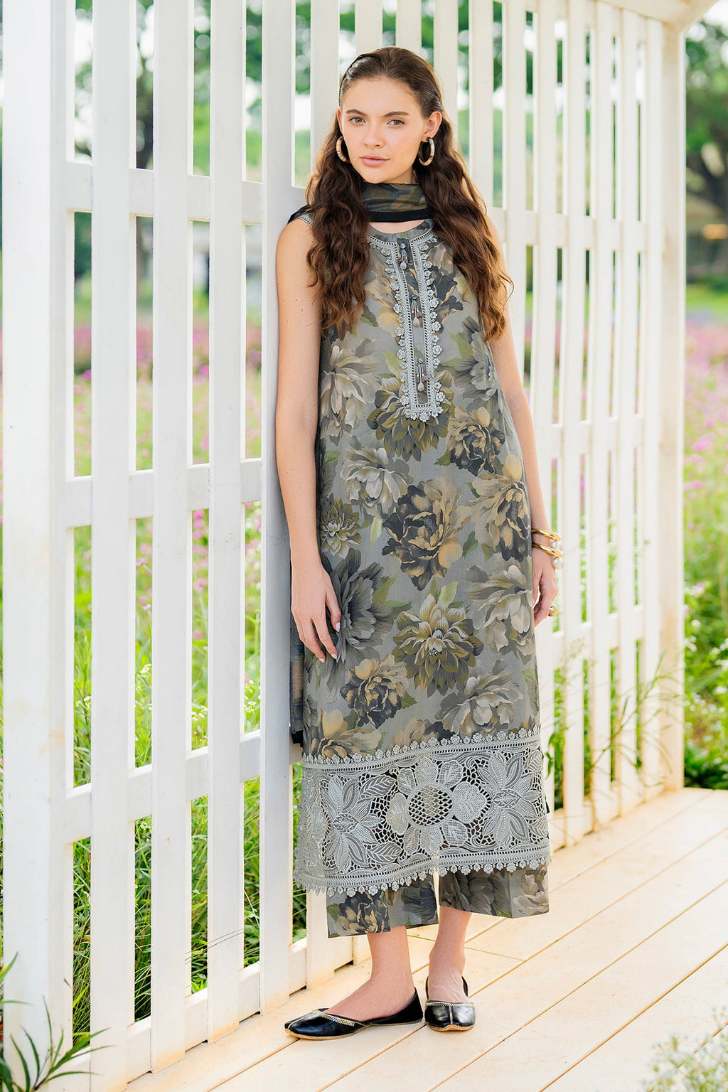Baroque - Embroidered Lawn UF-4218