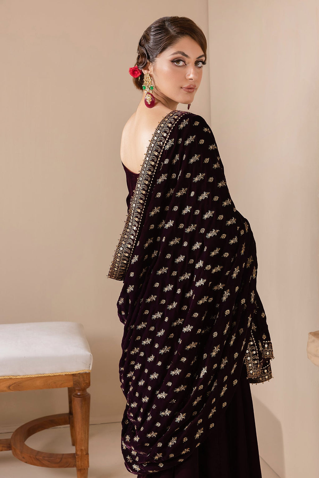 Baroque - Embroidered Velvet Shawl Vs-42