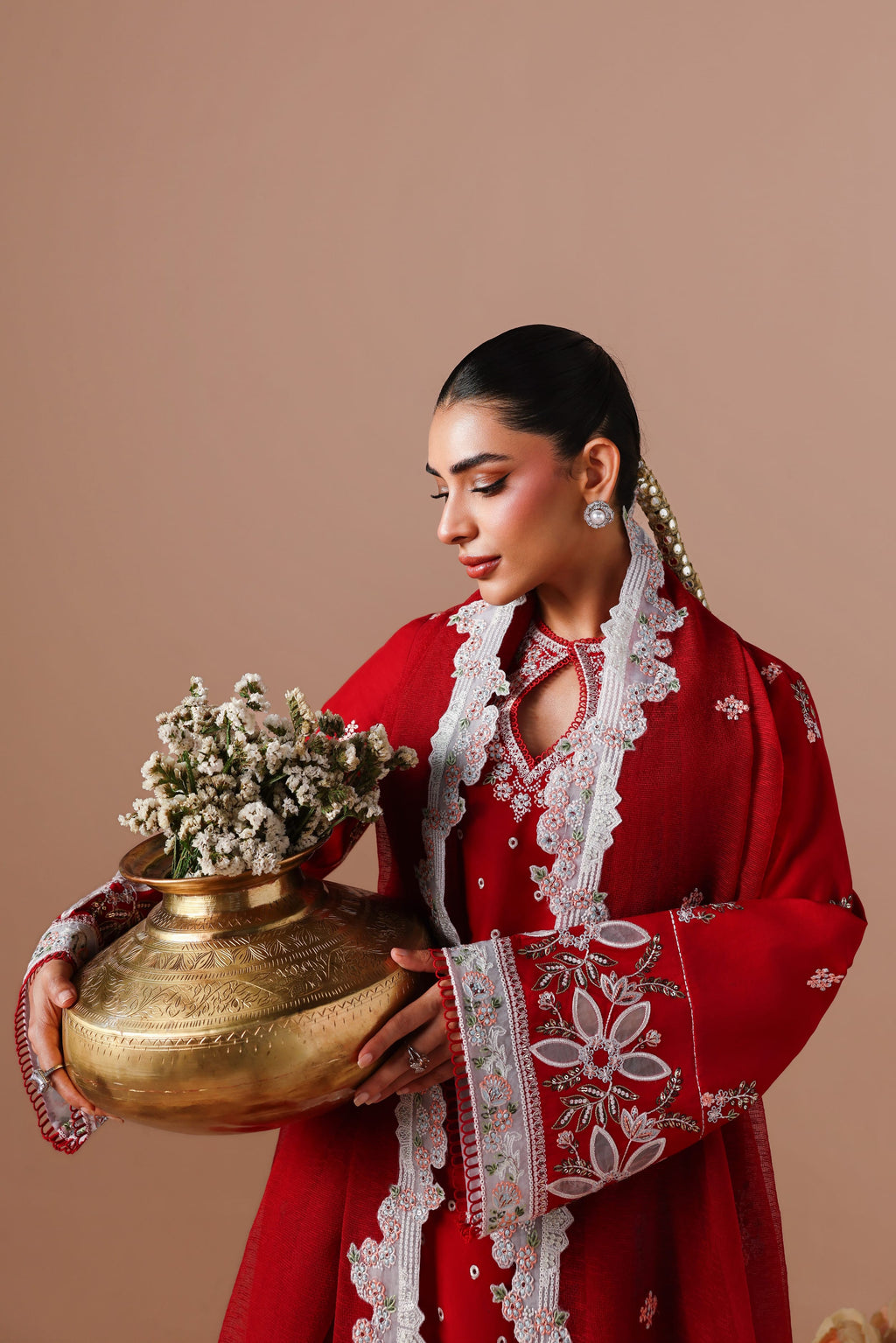 Akbar Aslam - Seraya