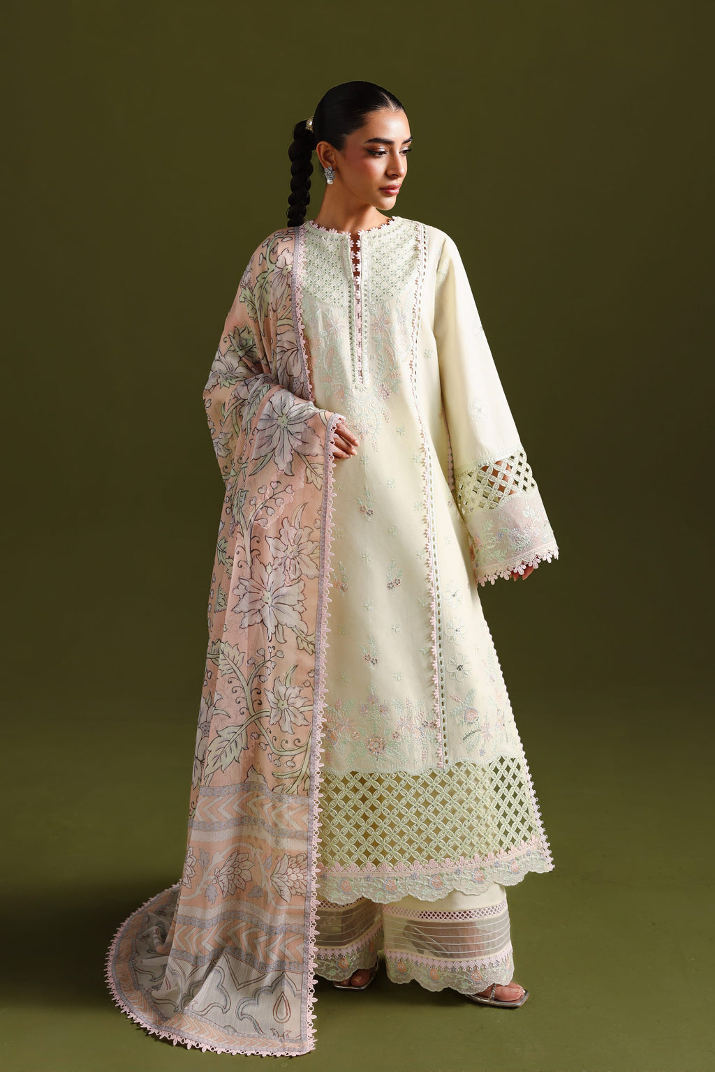 Akbar Aslam - Nayara