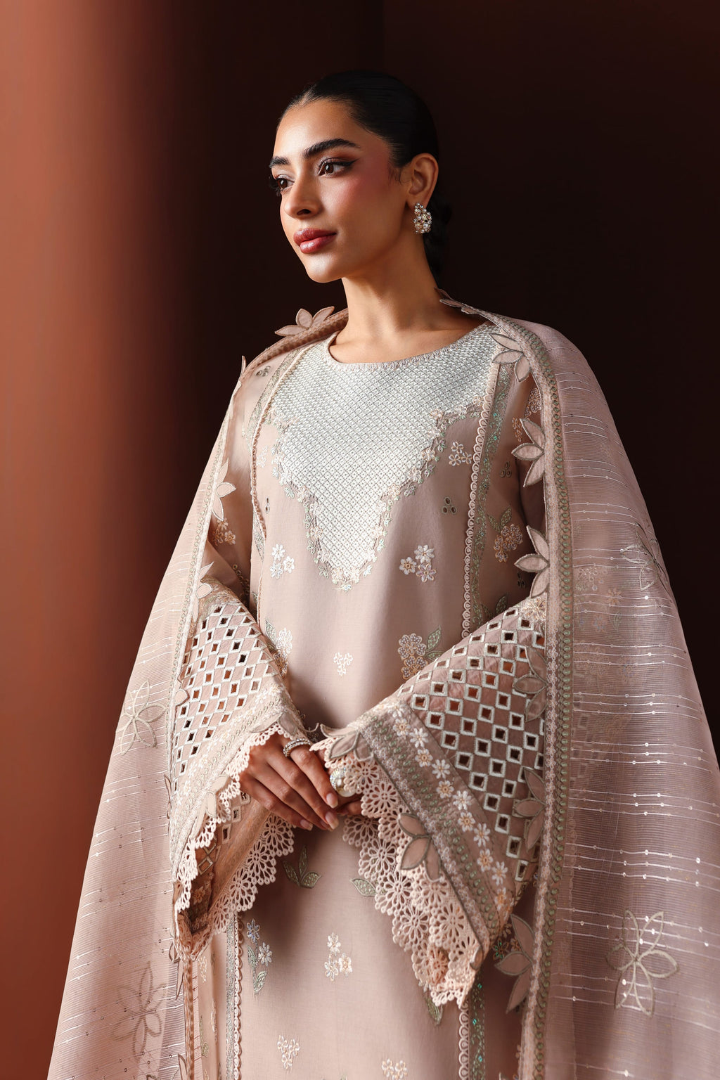 Akbar Aslam - Yasmina