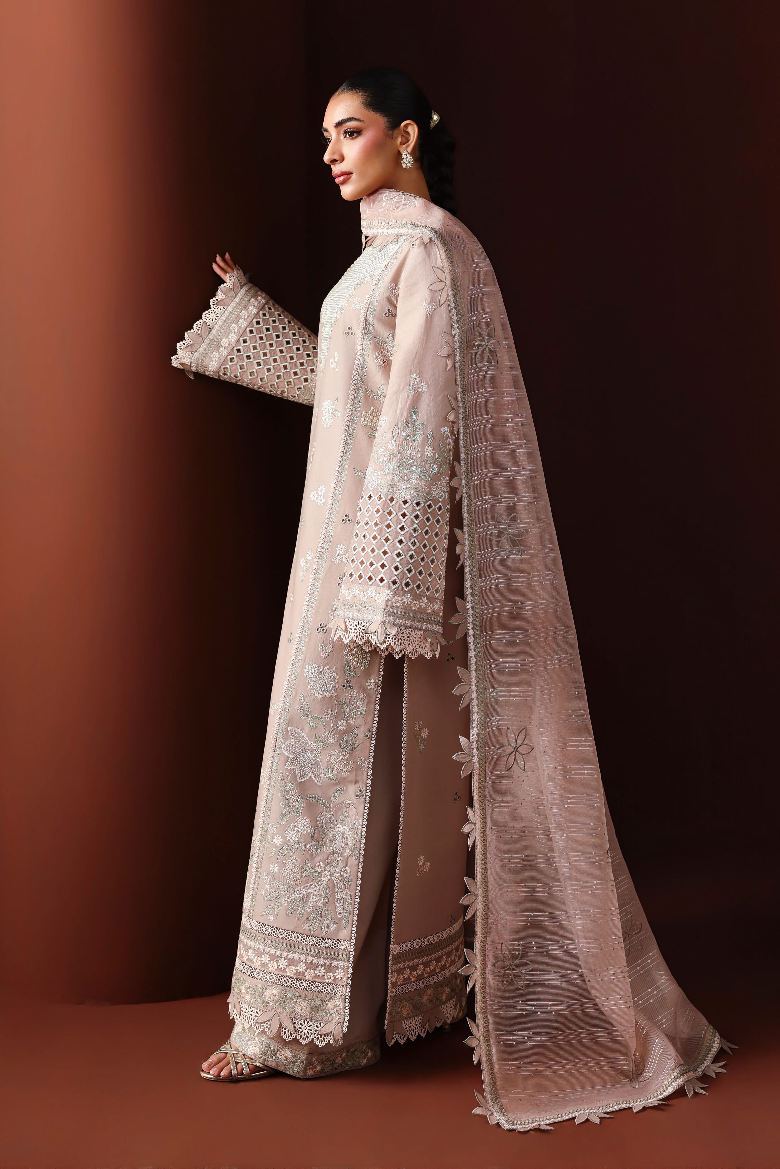 Akbar Aslam - Yasmina