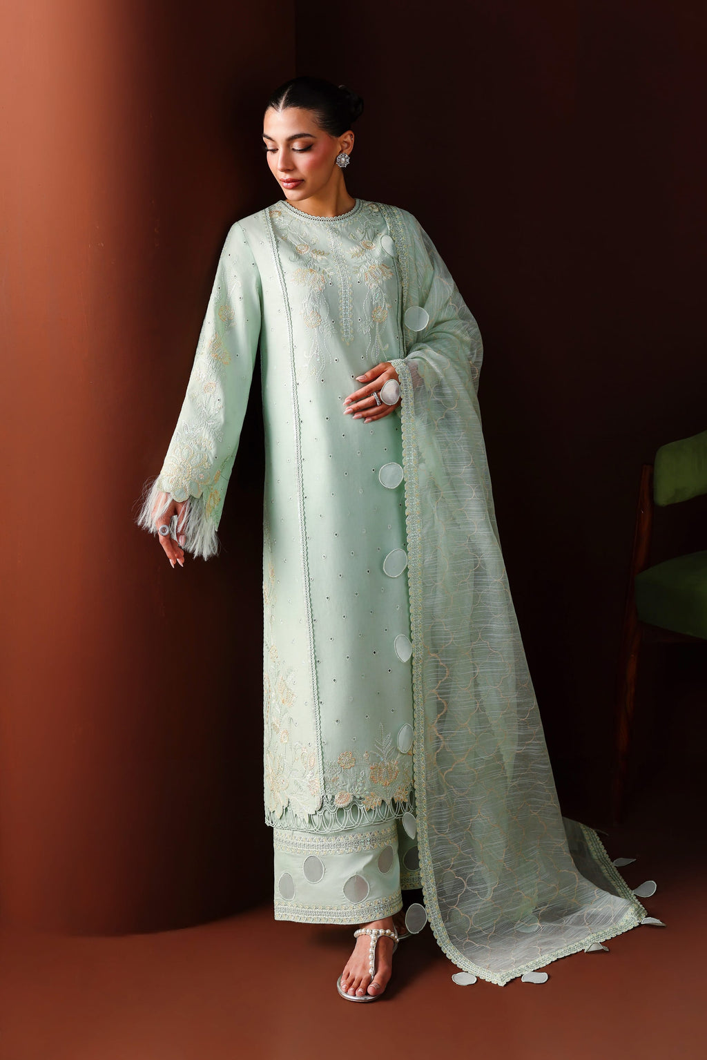 Akbar Aslam - Qamari