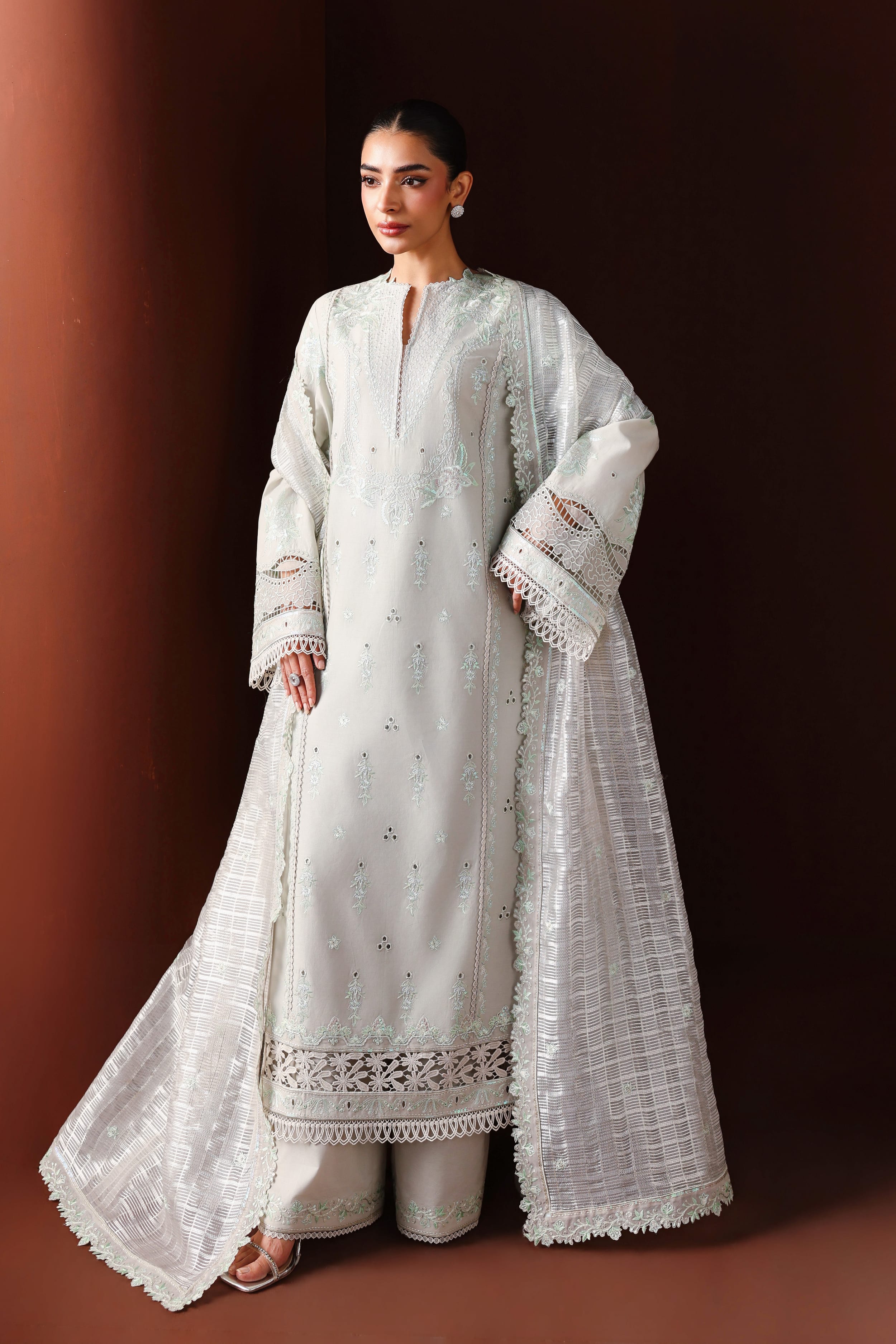 Akbar Aslam - Rumana