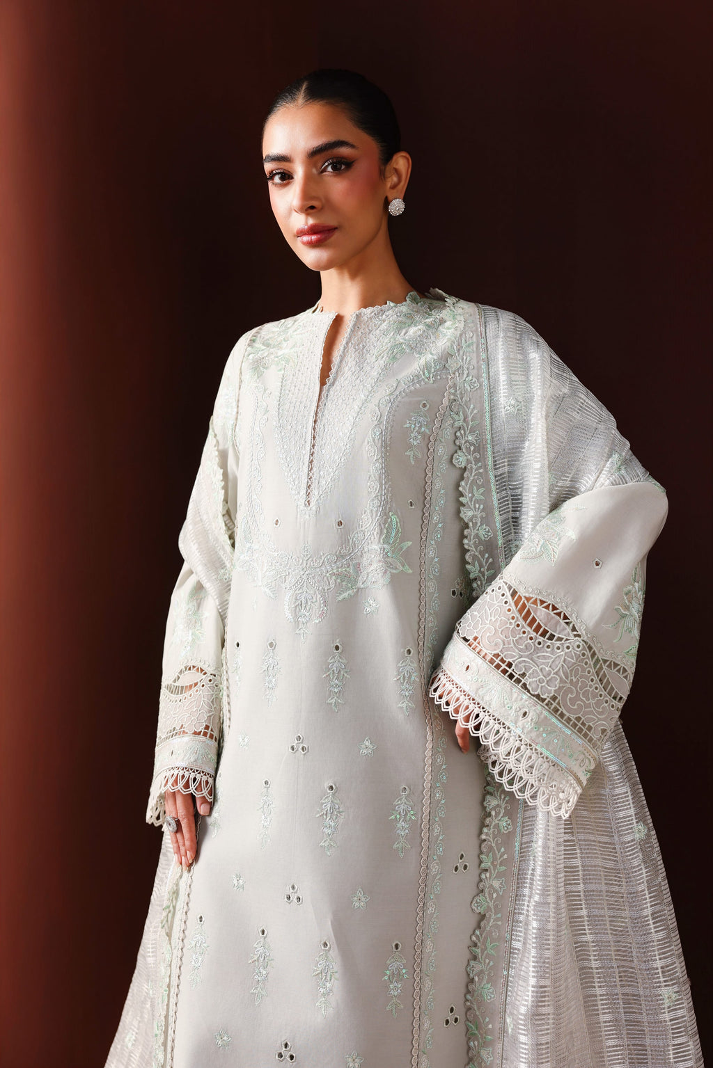 Akbar Aslam - Rumana