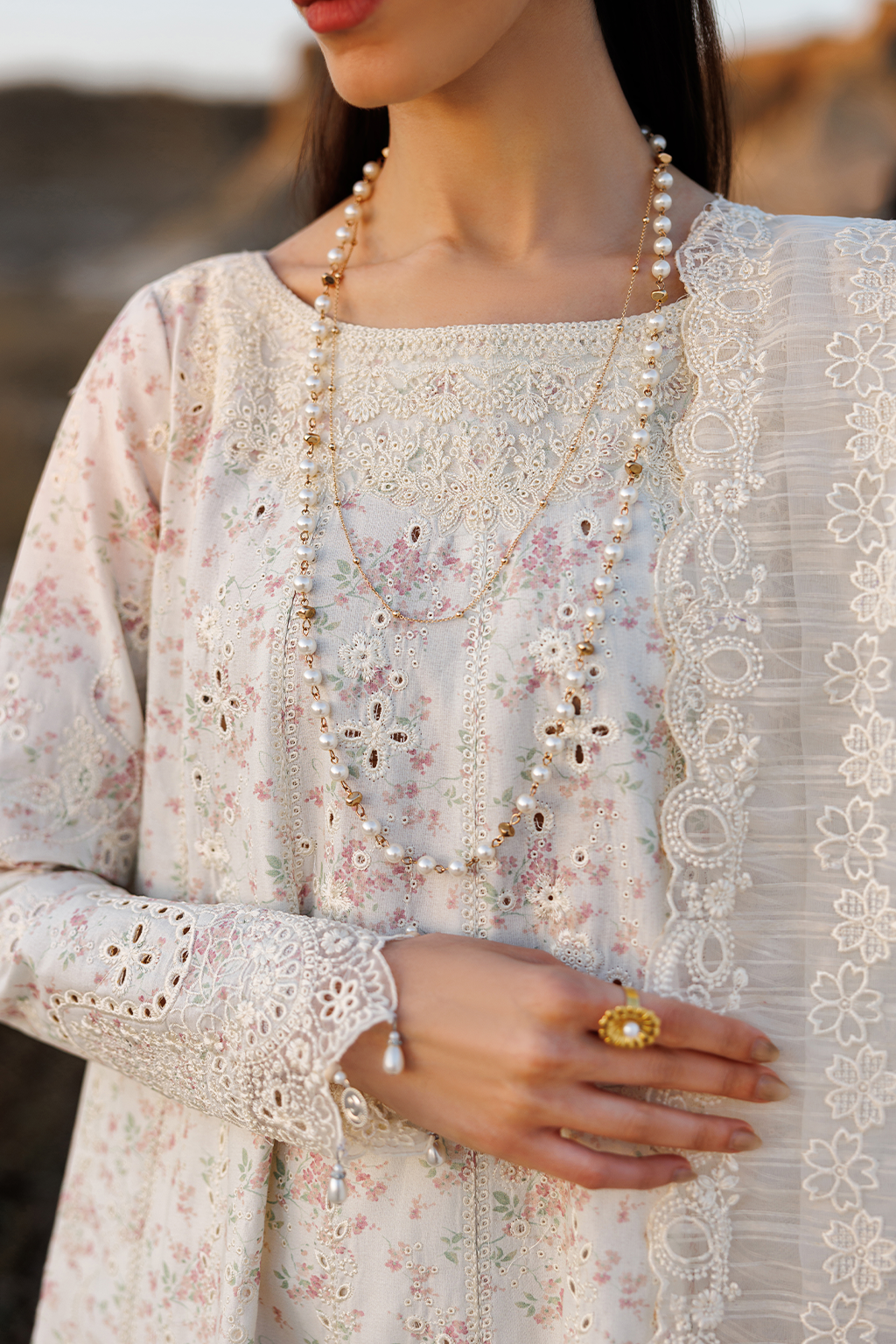 Emaan Adeel - Sunkissed