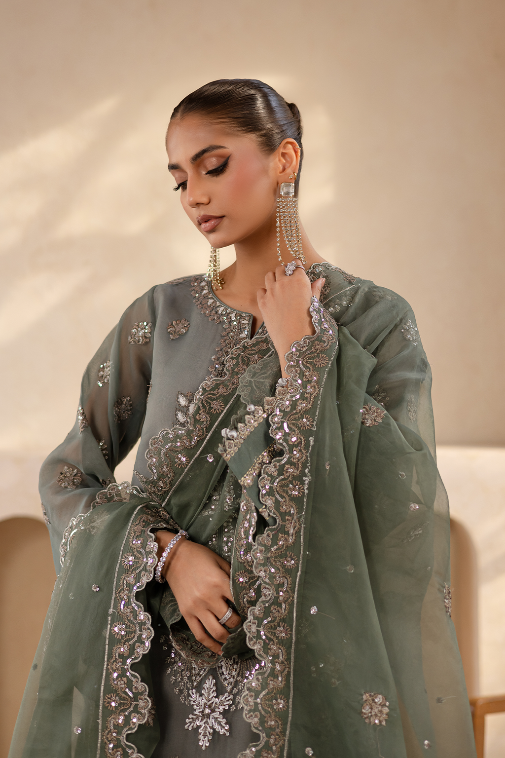 Emaan Adeel - Veliza