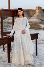 Emaan Adeel - Sunkissed