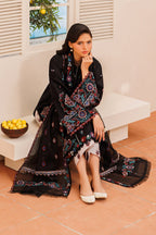Baroque - Embroidered Lawn UF-4391