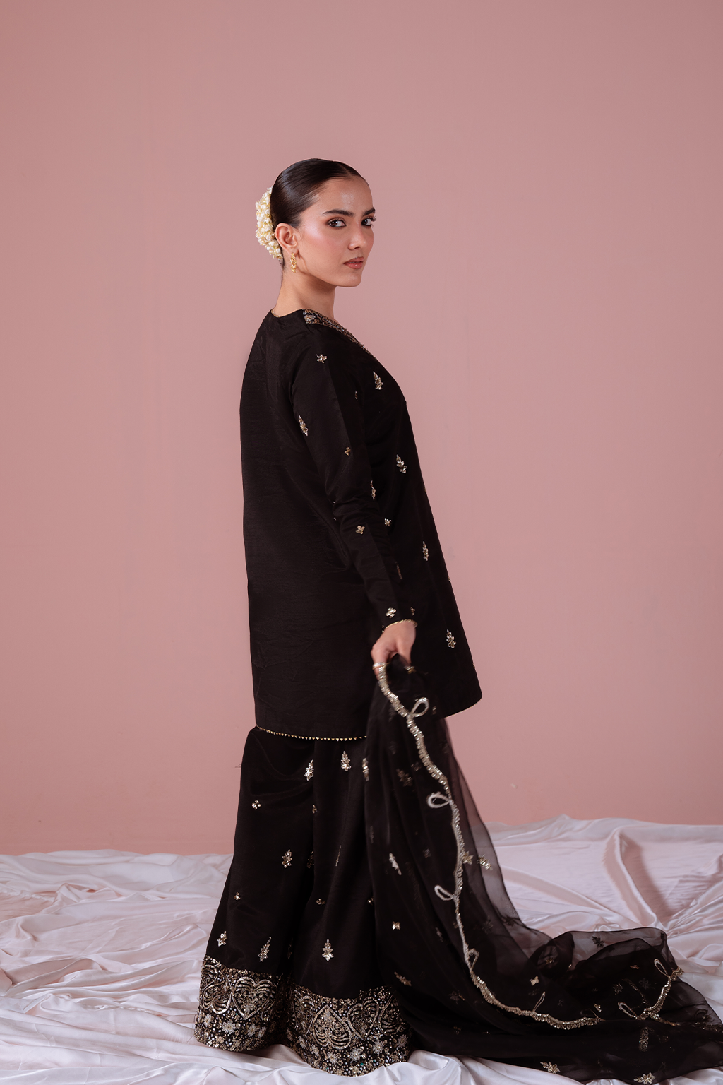Emaan Adeel - Narun