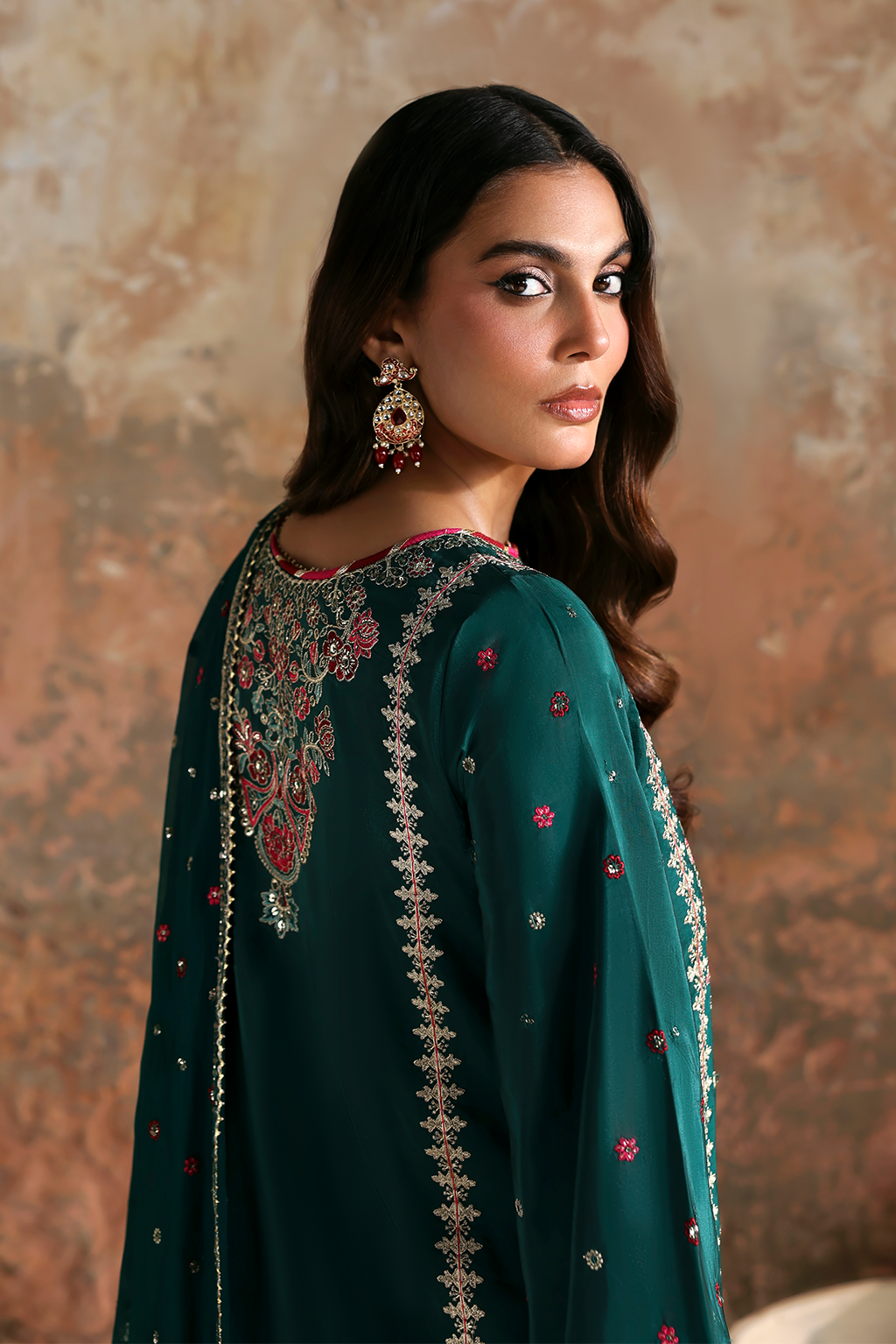 Emaan Adeel - Zehnaseeb
