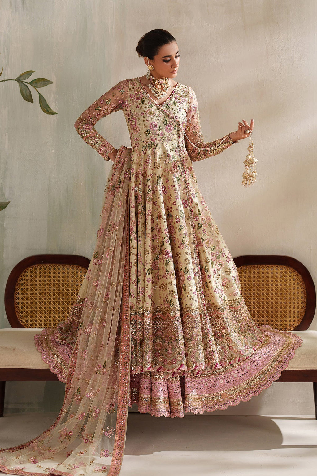 Baroque - Embroidered Net UF-4371