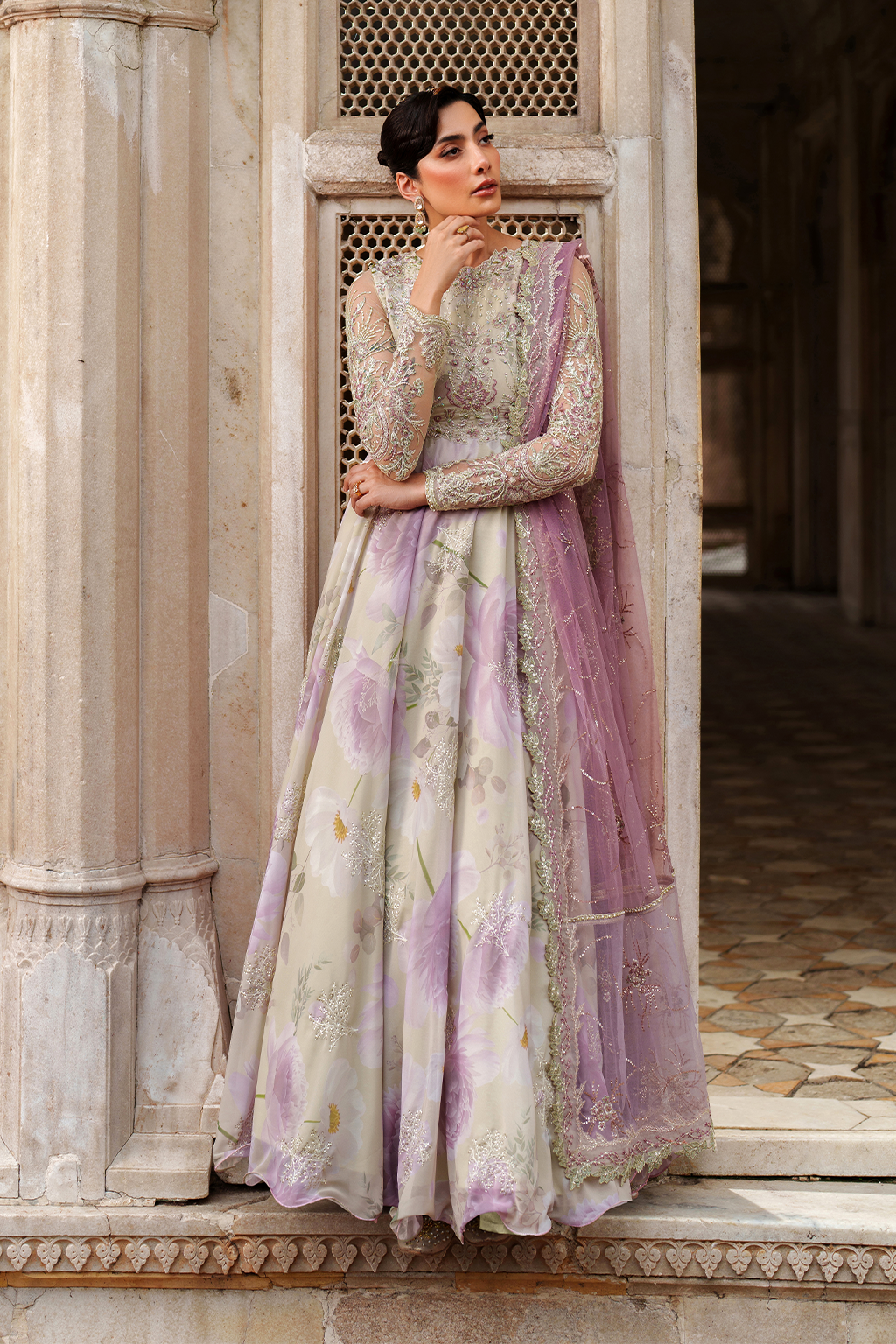 Iznik - Ue-546 Embroidered Chiffon