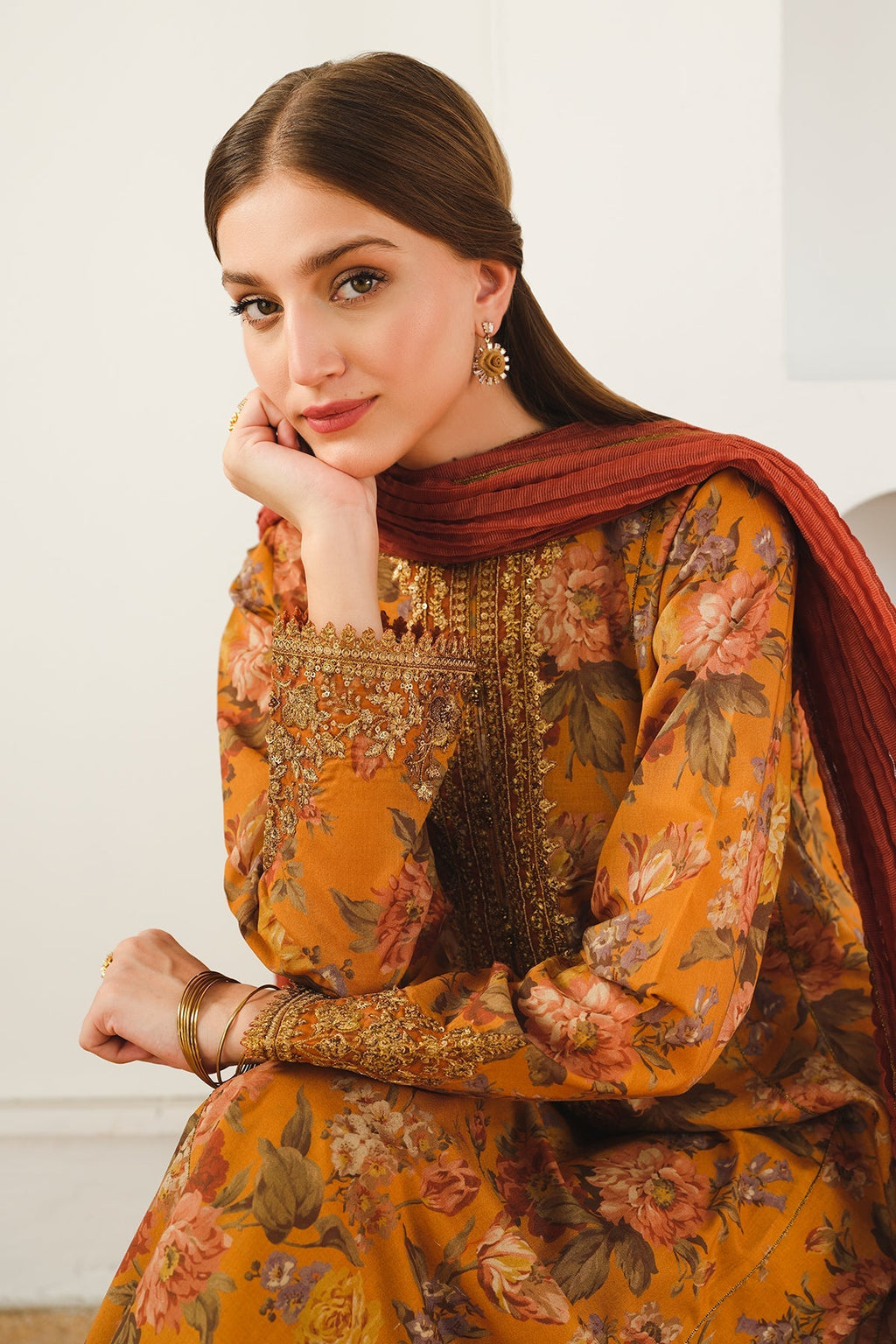 Baroque - Embroidered PRinted Lawn SF-653