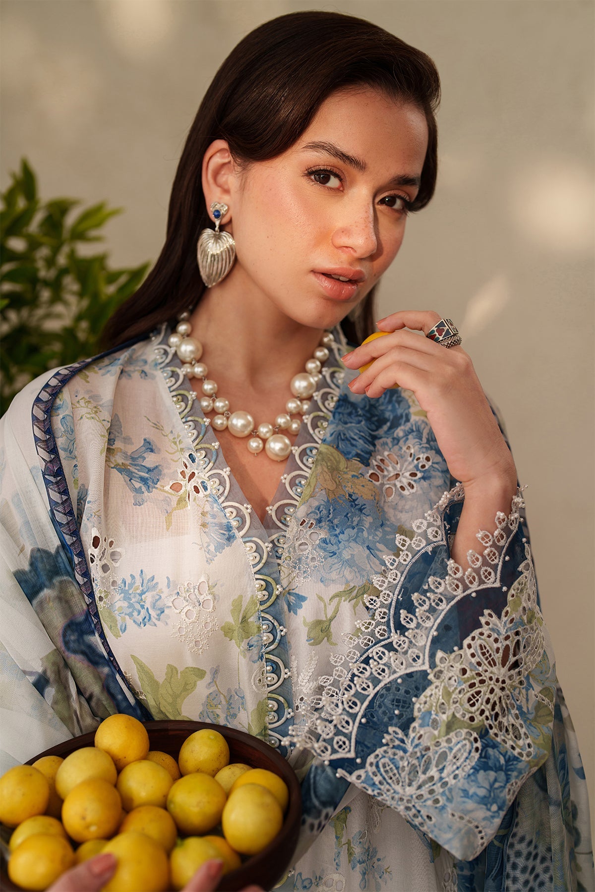 Baroque - Embroidered Lawn UF-4401