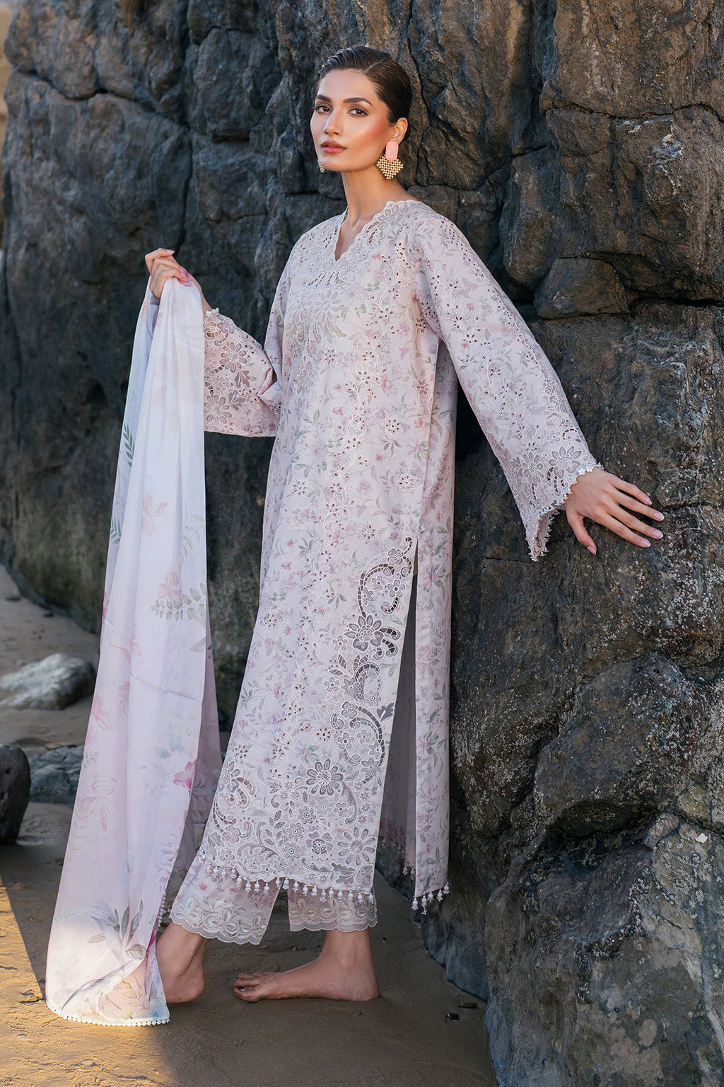 Baroque - Embroidered PRinted Lawn UF-4130