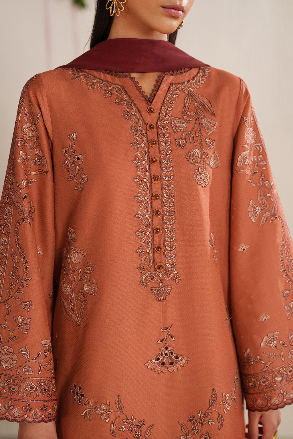 Iznik - Ue-604 Embroidered Lawn