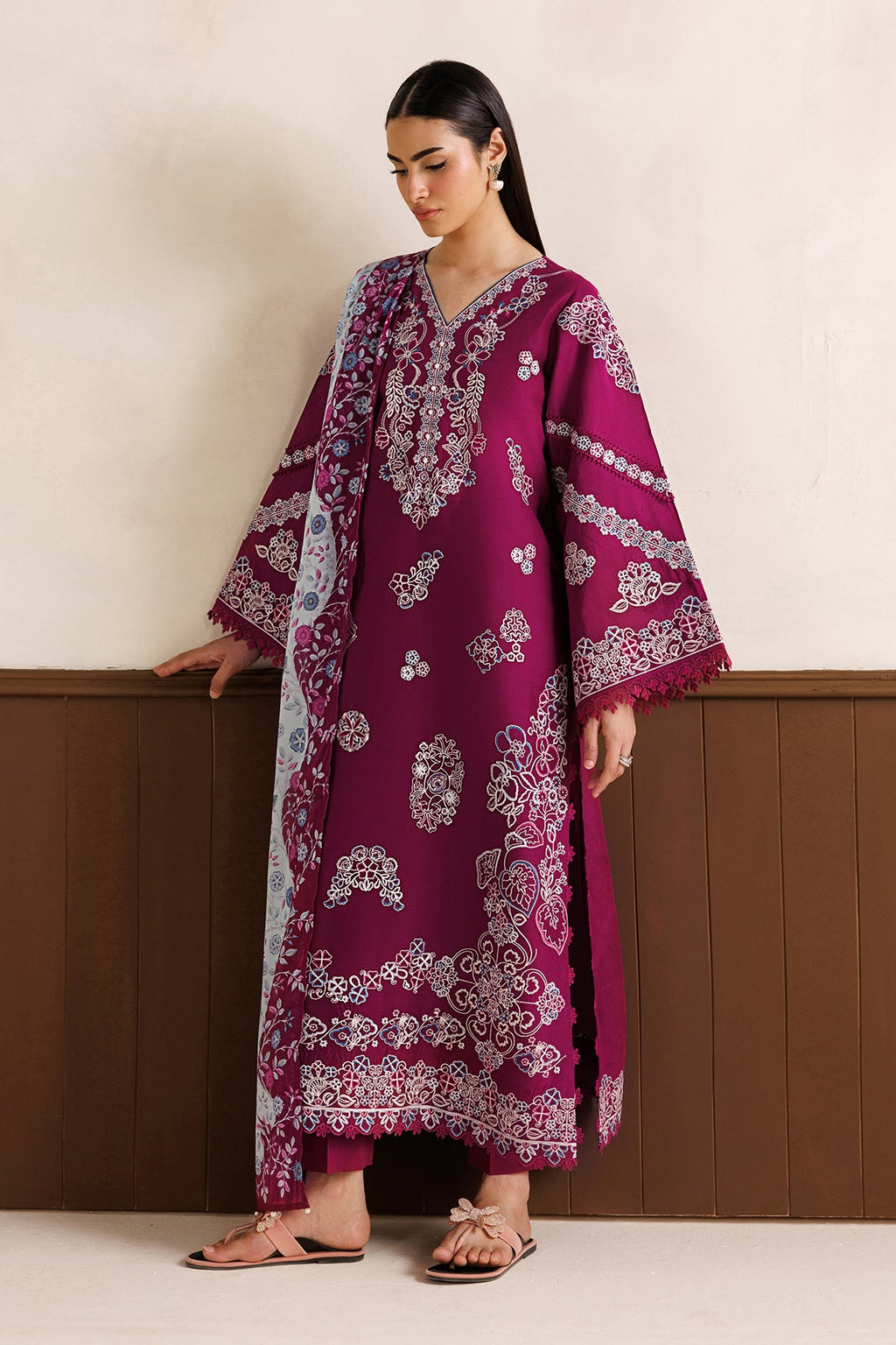 Baroque - Embroidered Lawn UF-4474