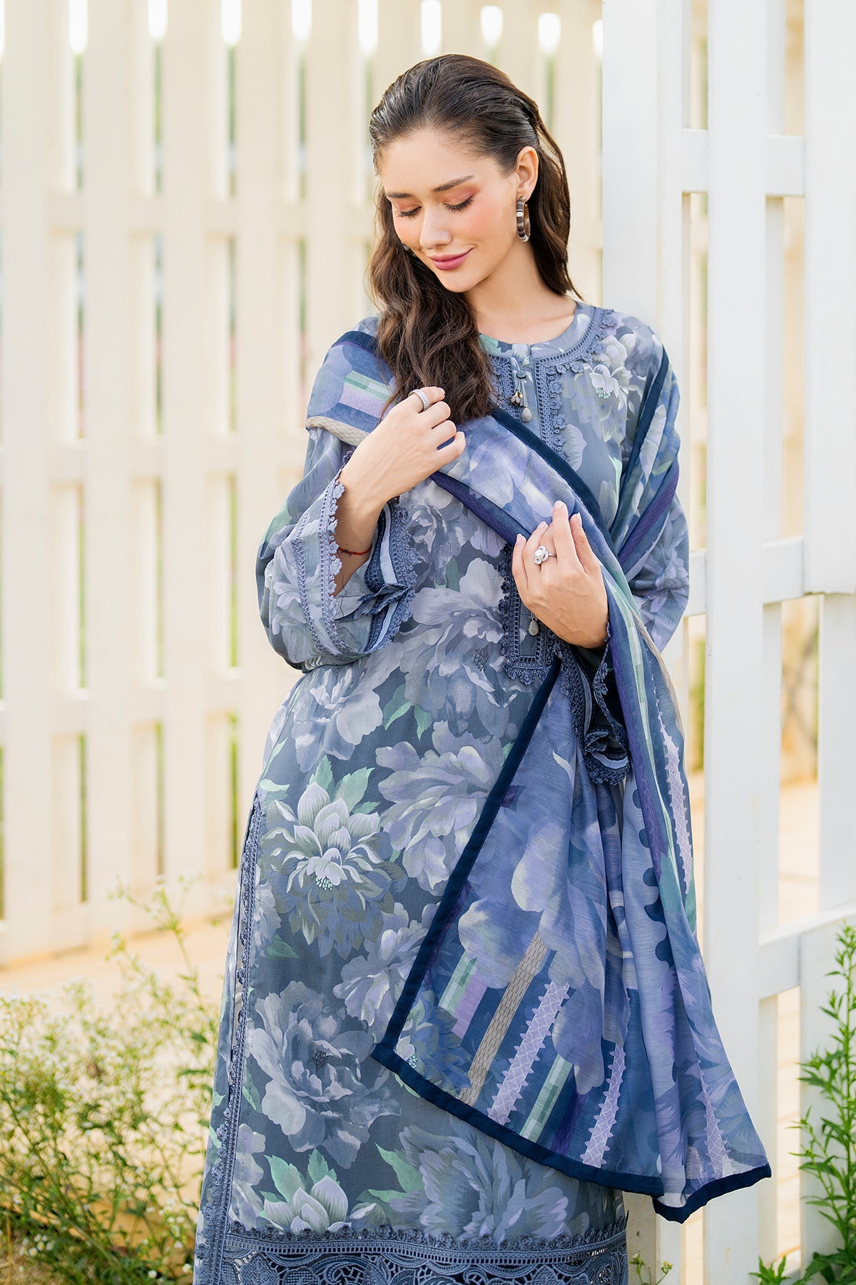 Baroque - Embroidered Lawn UF-4219