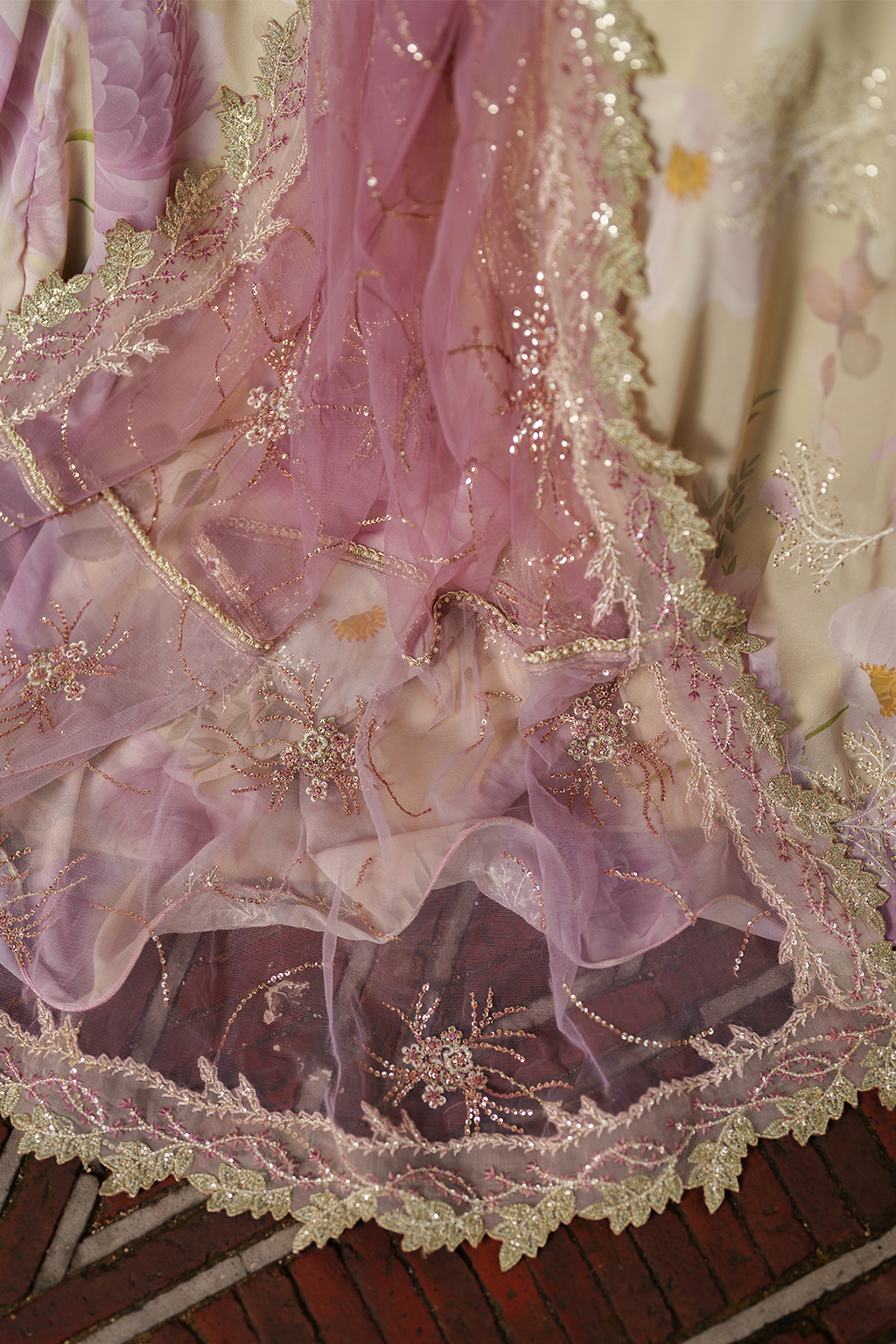 Iznik - Ue-546 Embroidered Chiffon