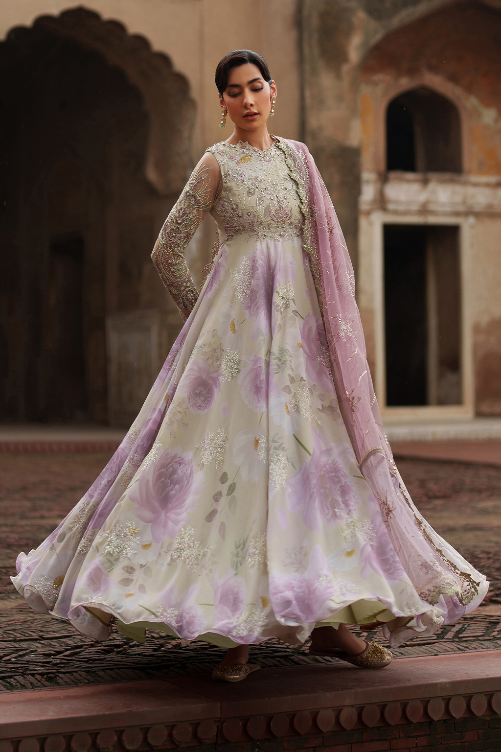 Iznik - Ue-546 Embroidered Chiffon