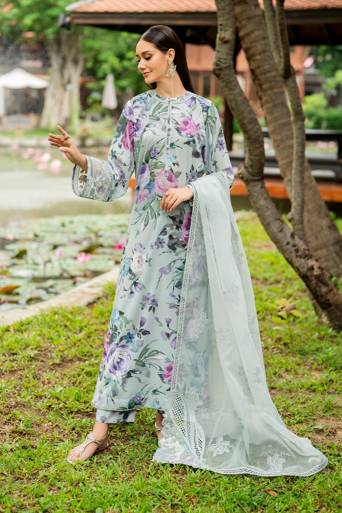 Baroque - Embroidered Lawn UF-4268